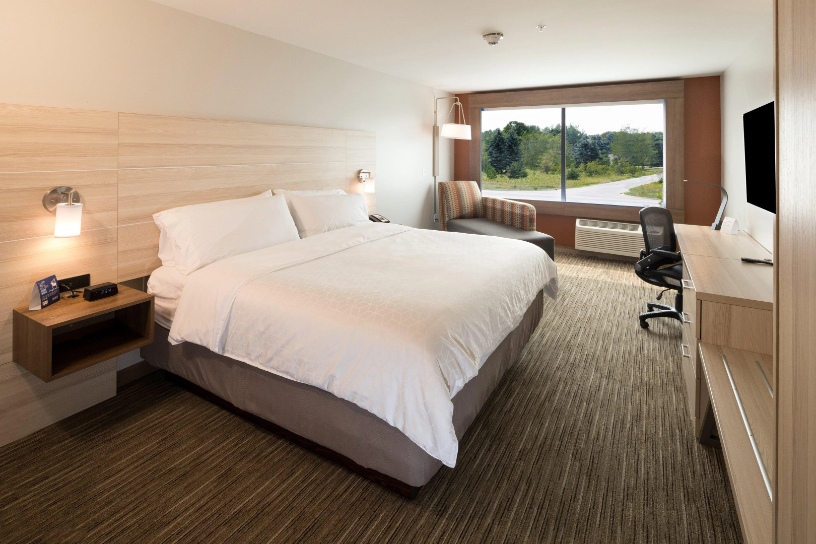 Holiday Inn Express Hotel & Suites Bay City by IHG