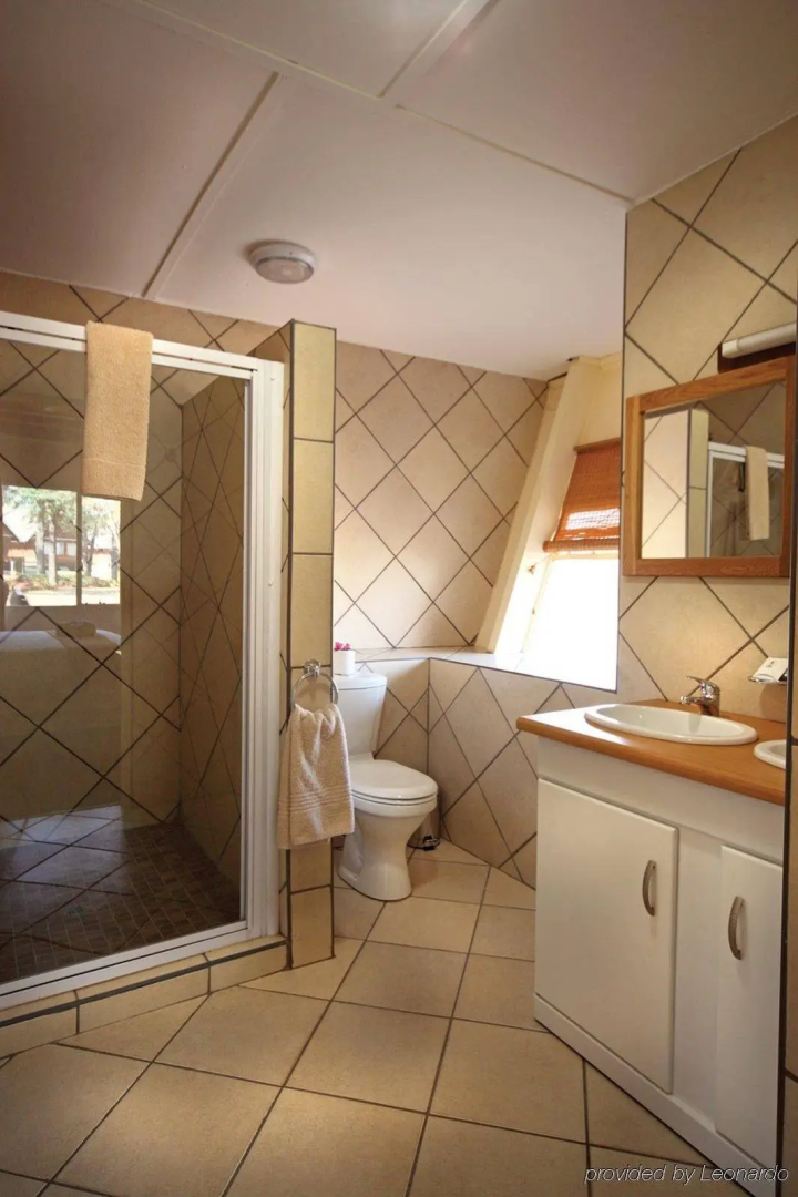 Gooderson SanRock Resort & Conference Centre