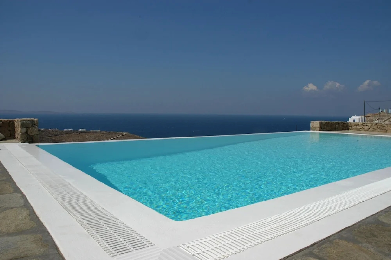 Delicate Mykonian House at Houlakia