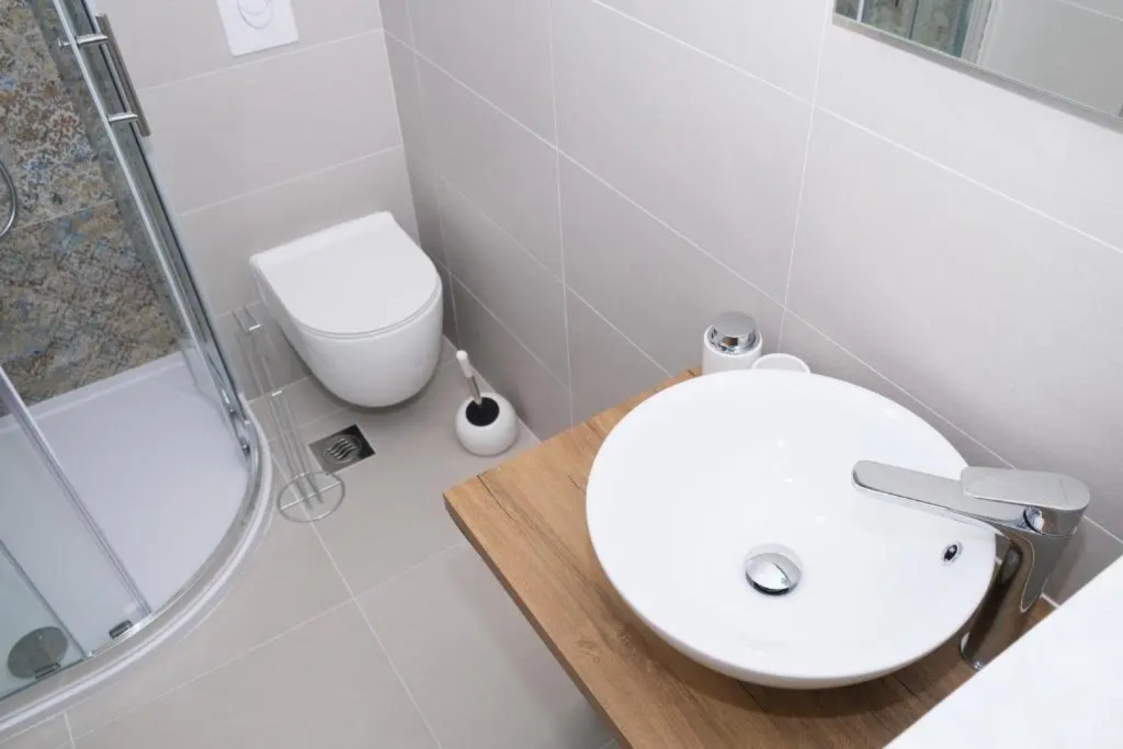 Apartman Leona 4*, Kantrida