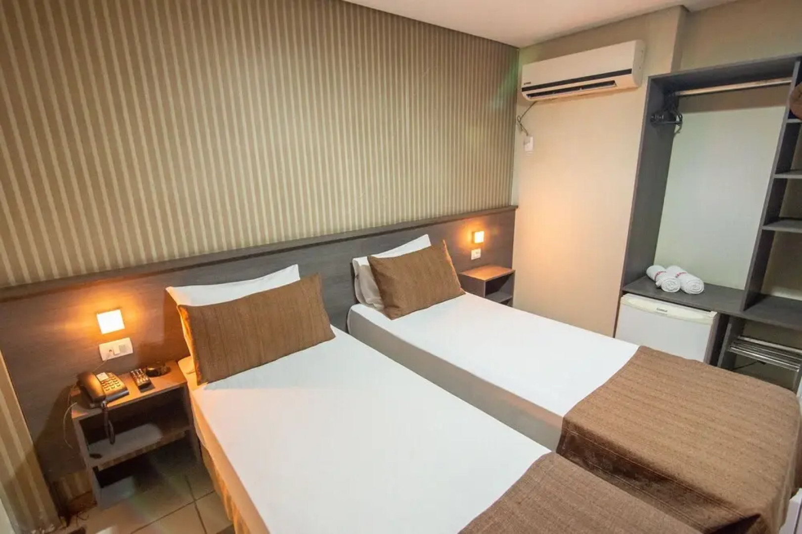 Hotel Extasy (Adult Only)