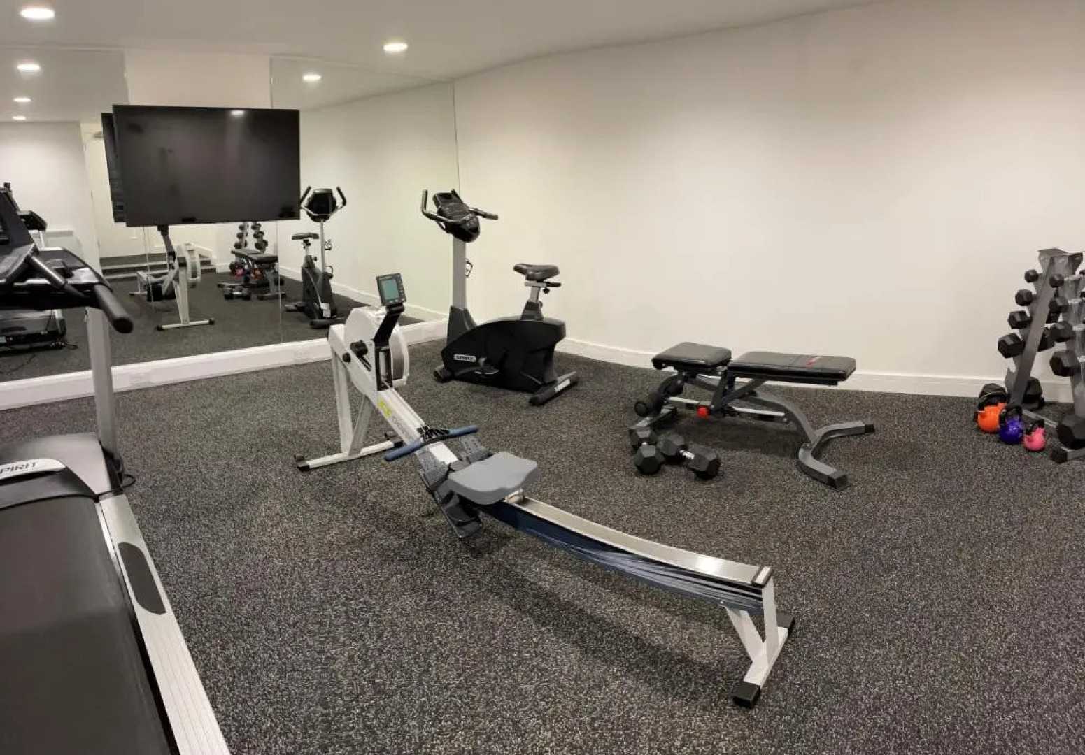 10 Putsborough - Luxury Apartment at Byron Woolacombe, only 4 minute walk to Woolacombe Beach!