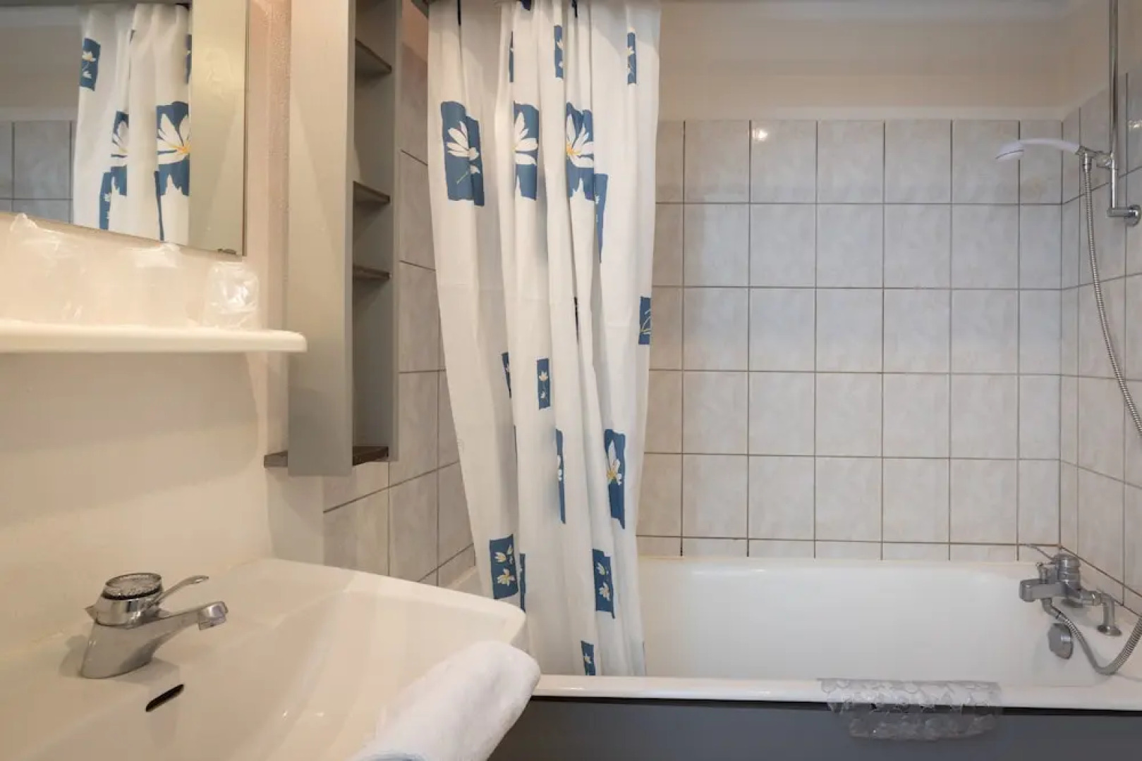 Le Domaine du Mongade by Popinns