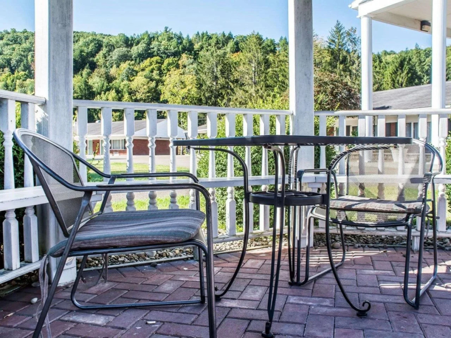 Rodeway Inn Marshall Manor