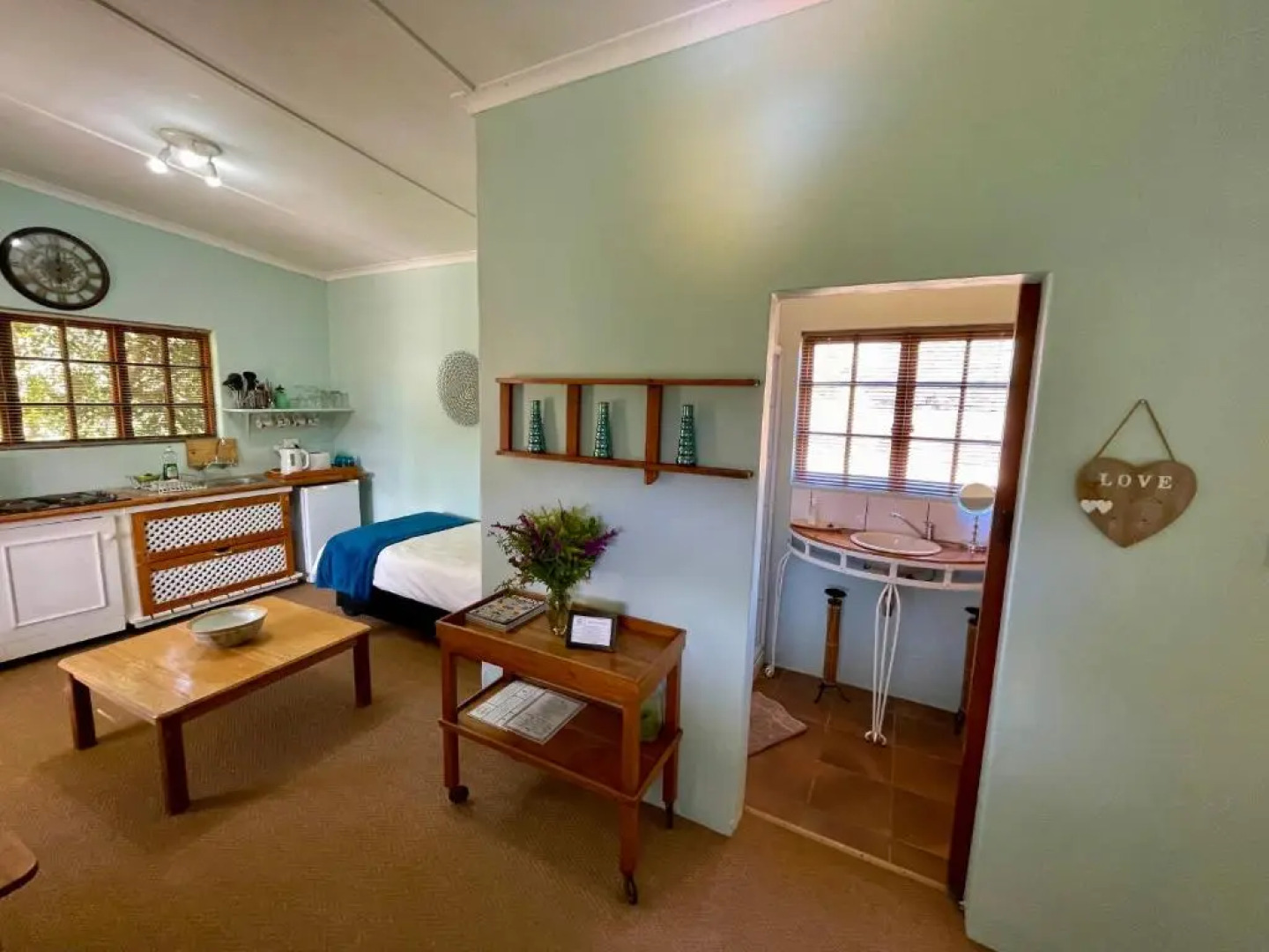 Blue Cow Barn - Boutique Farm