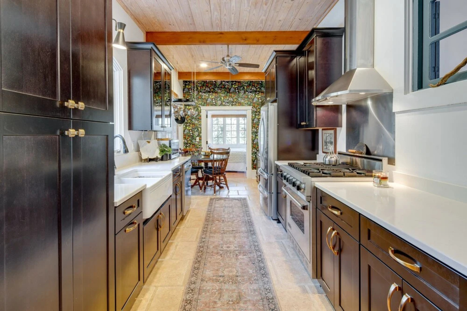 Lakefront Landrum Home w/ Deck, Fire Pit & Kayaks!