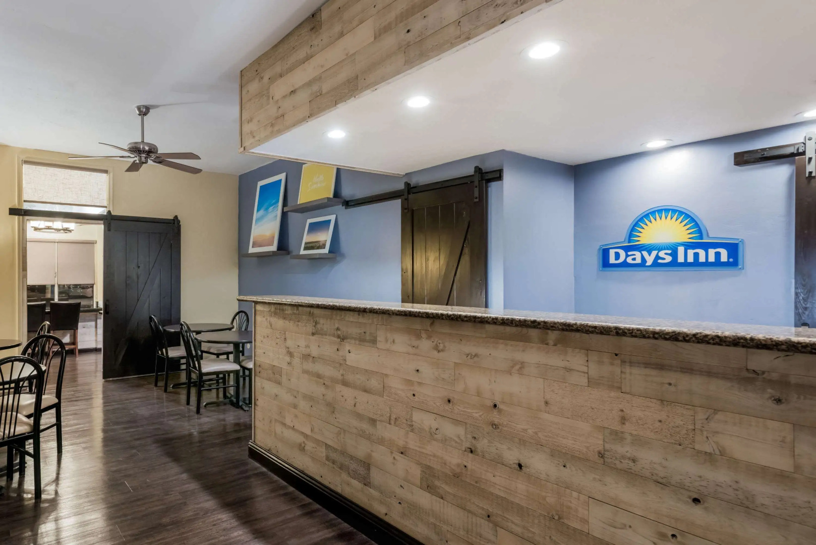 Days Inn & Suites by Wyndham Lodi