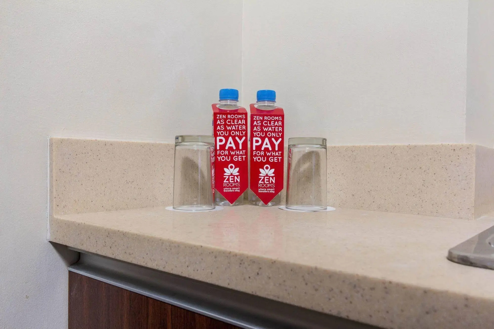 ZEN Rooms Cortes Street