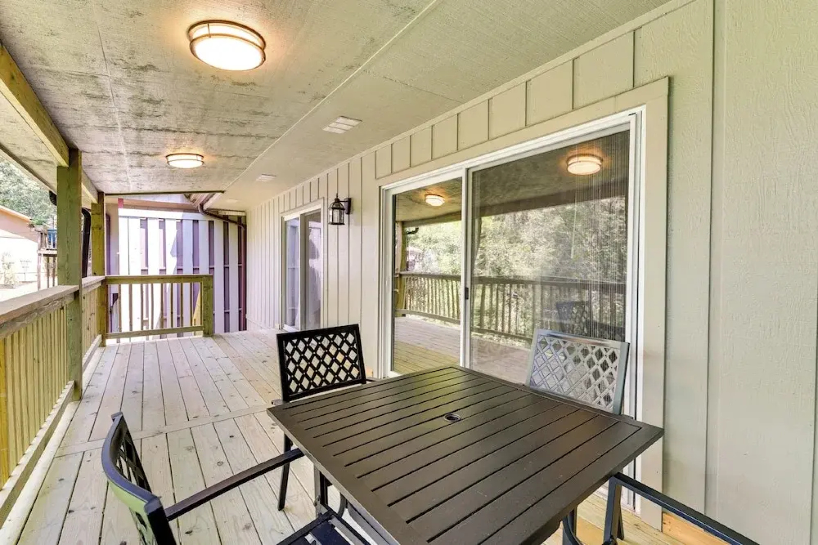 Serene Bella Vista Getaway Near Trails!