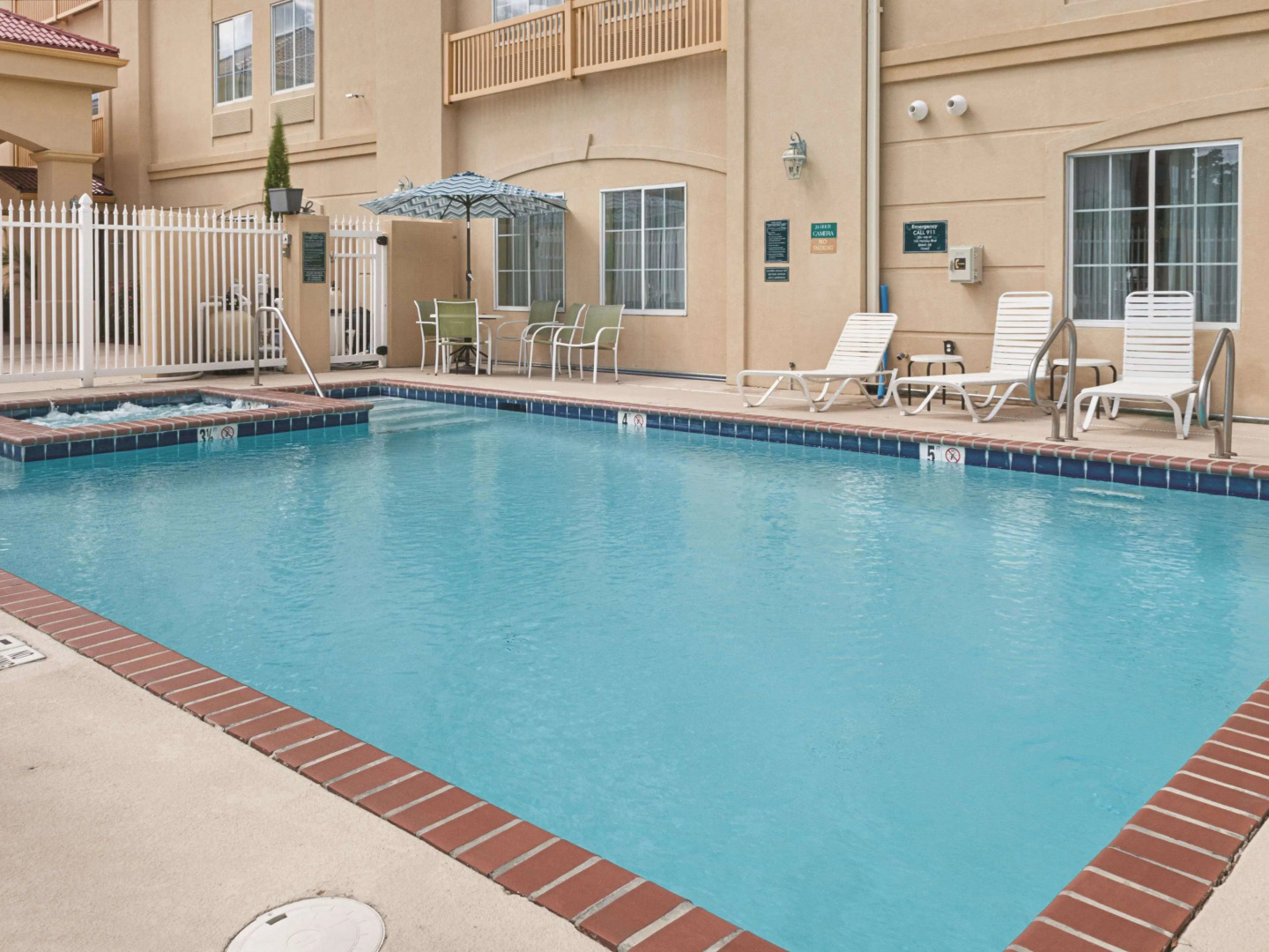 La Quinta Inn & Suites by Wyndham Slidell - North Shore Area