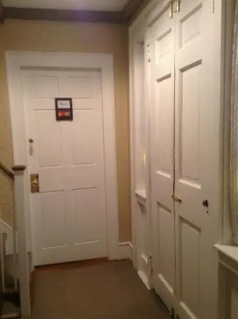 1810 House Bed & Breakfast