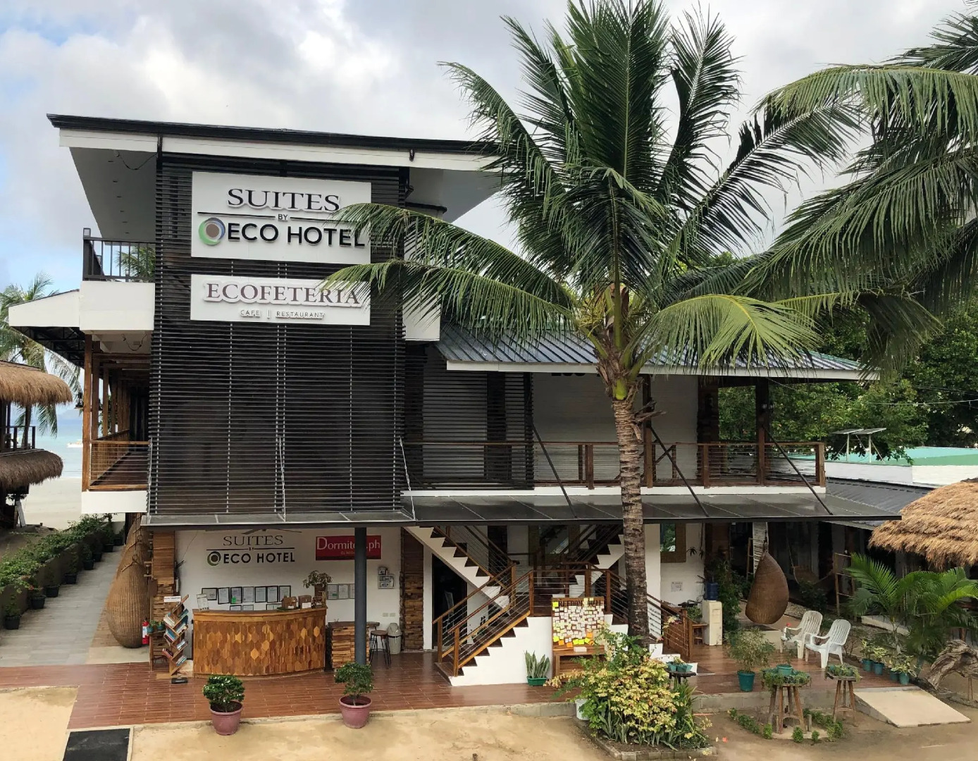 Suites by Eco Hotels