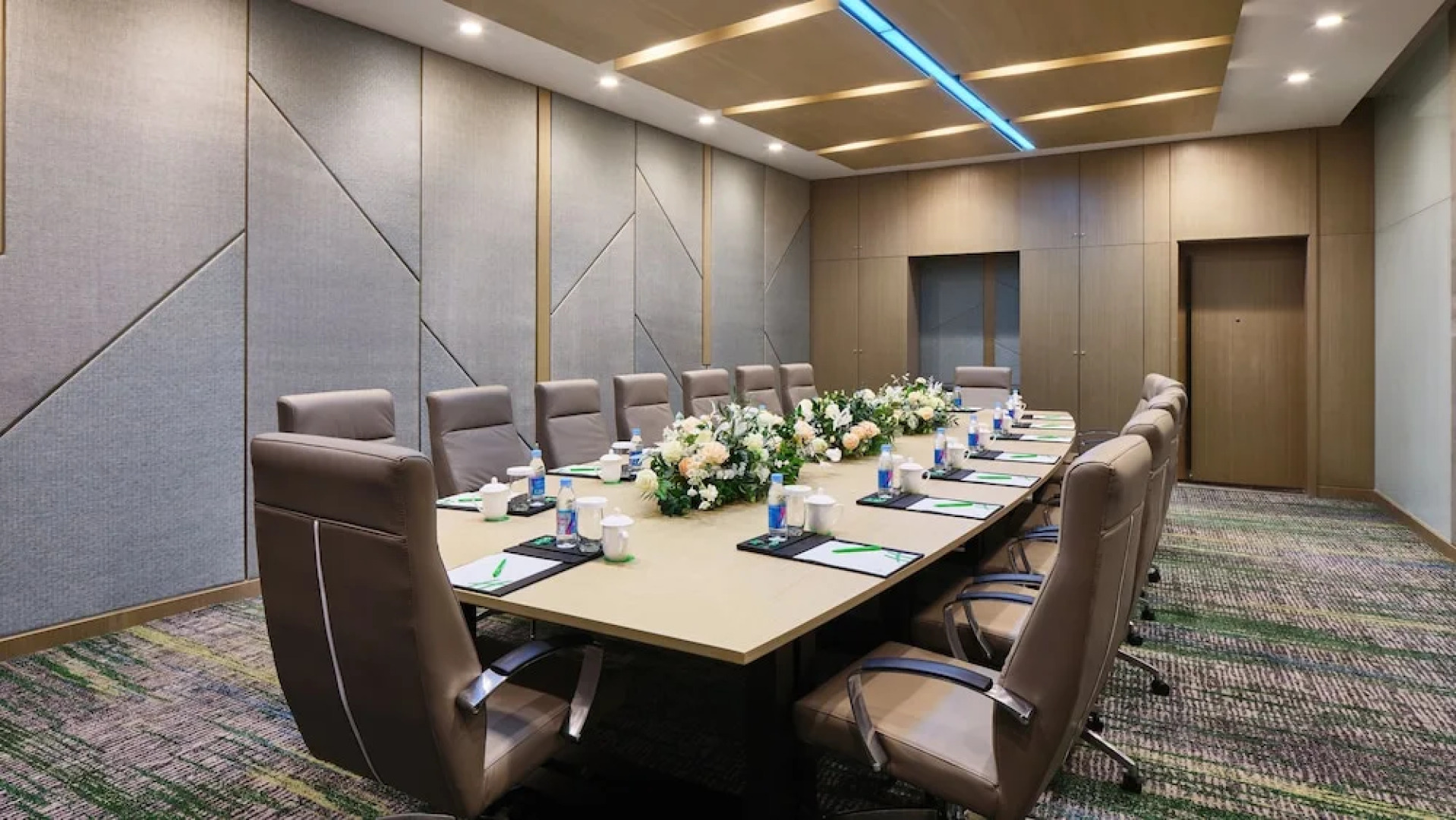 Holiday Inn Xining Hot Spring