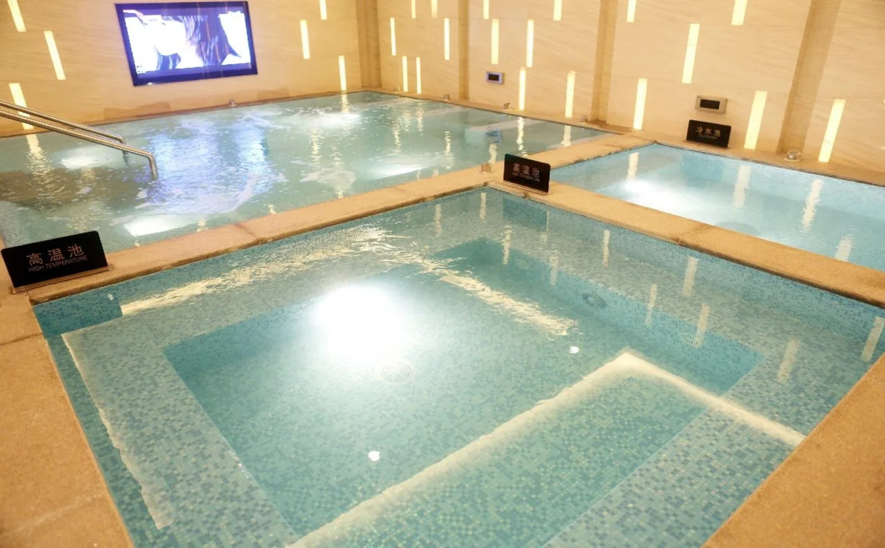 Qingdao Seaview Garden Hotel