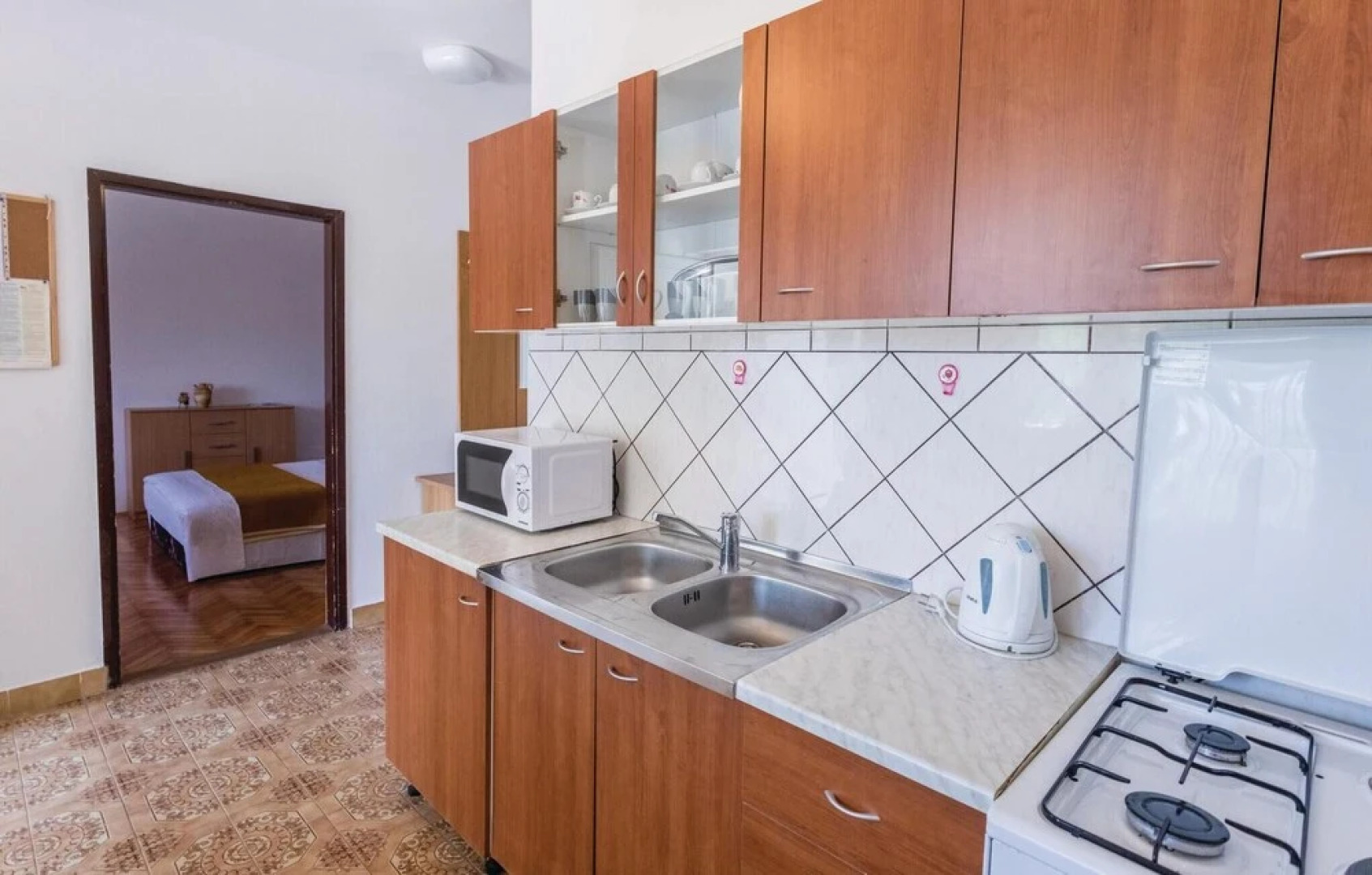 Awesome Home in Bacina With Wifi and 2 Bedrooms