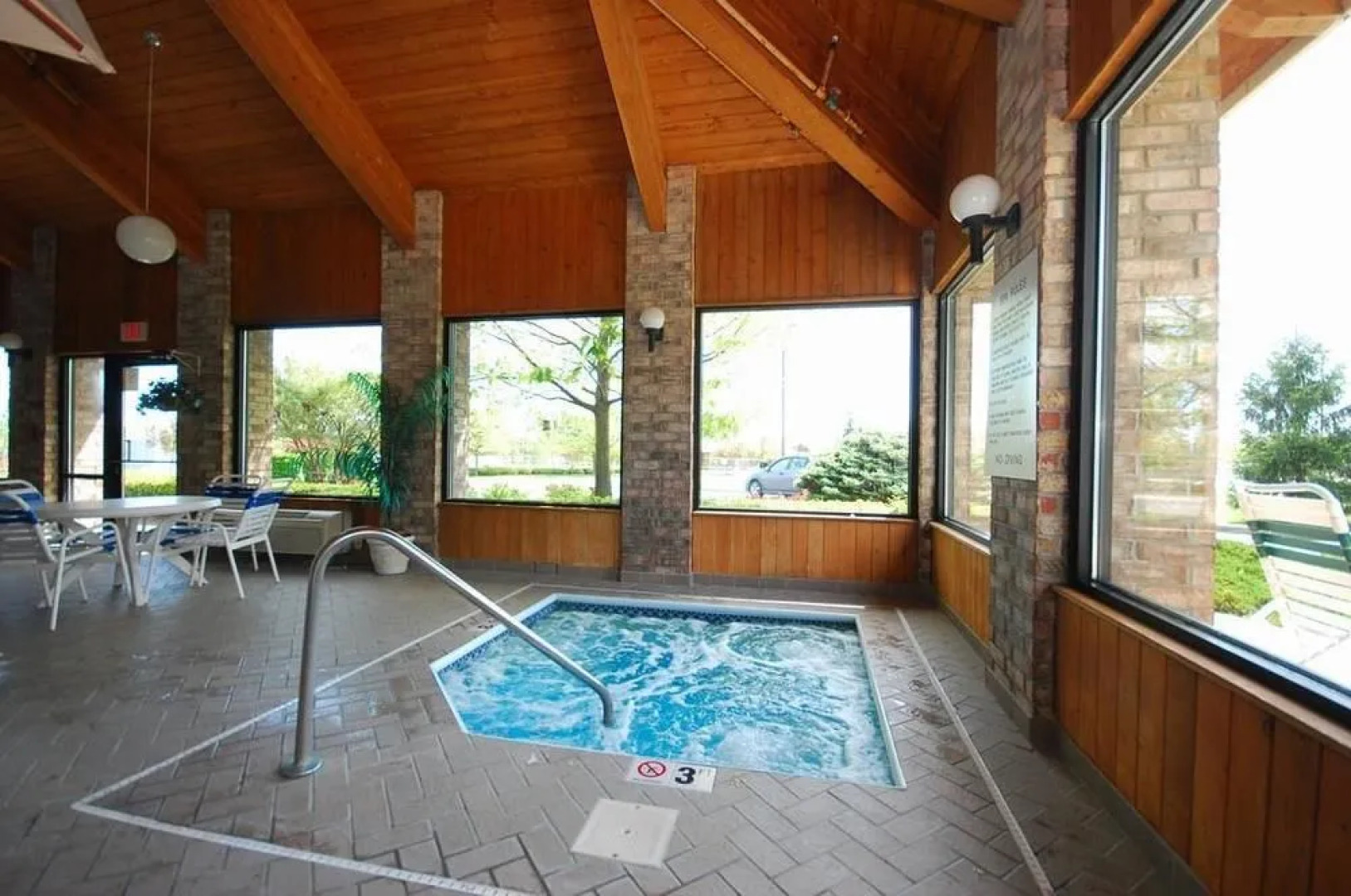 Baymont Inn & Suites Delaware