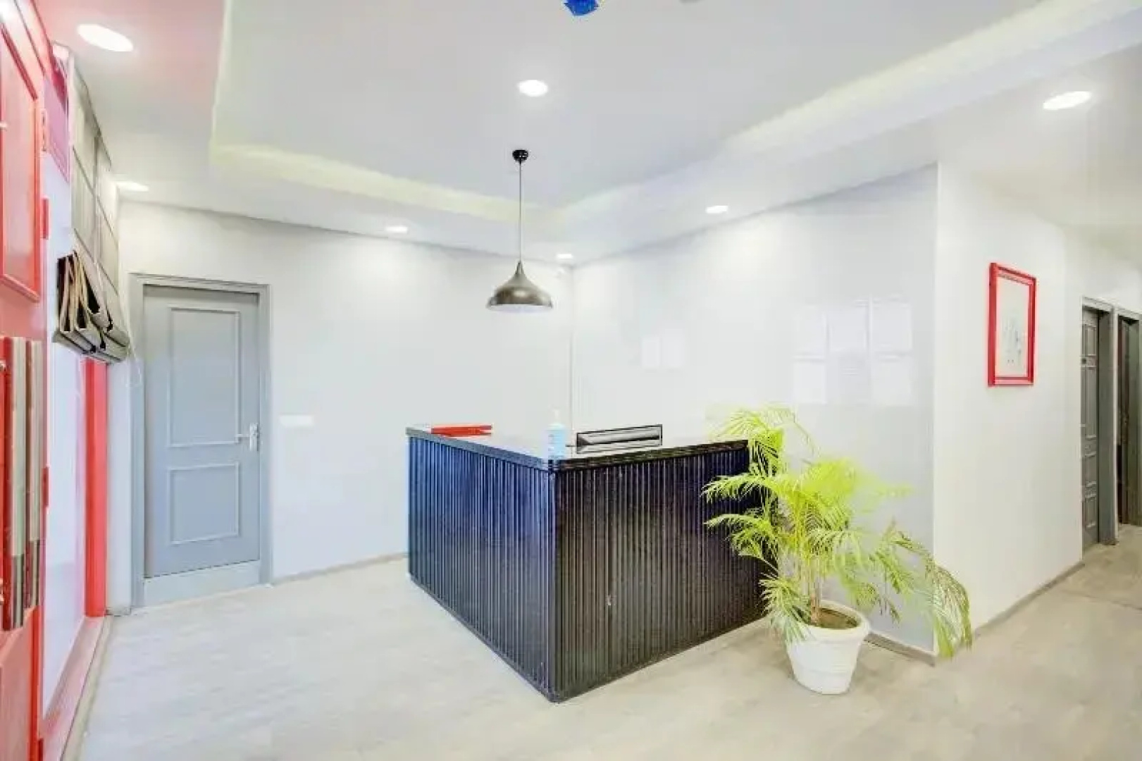 OYO 79846 Townhouse 292 Atal chowk Indirapuram Ghaziabad