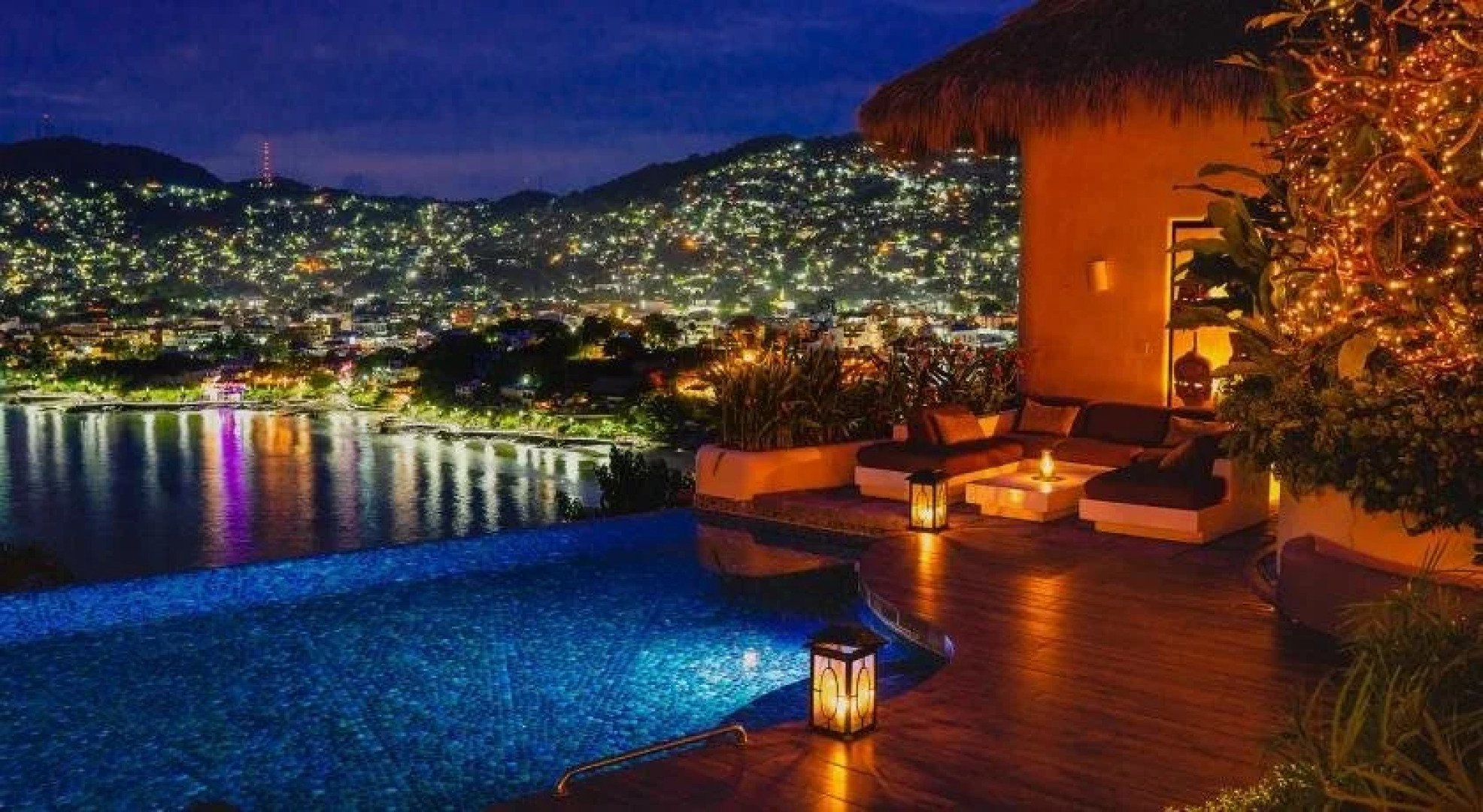 Tentaciones Hotel & Lounge Pool - Adults Only