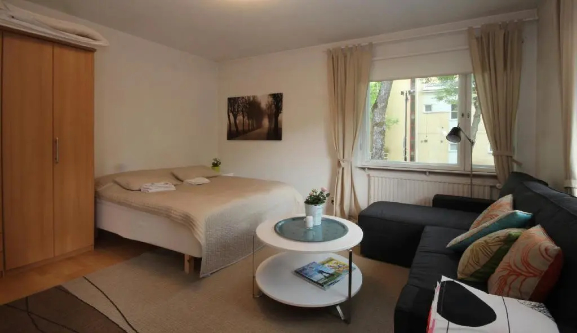 Majoitushuoneisto Tuomipuisto