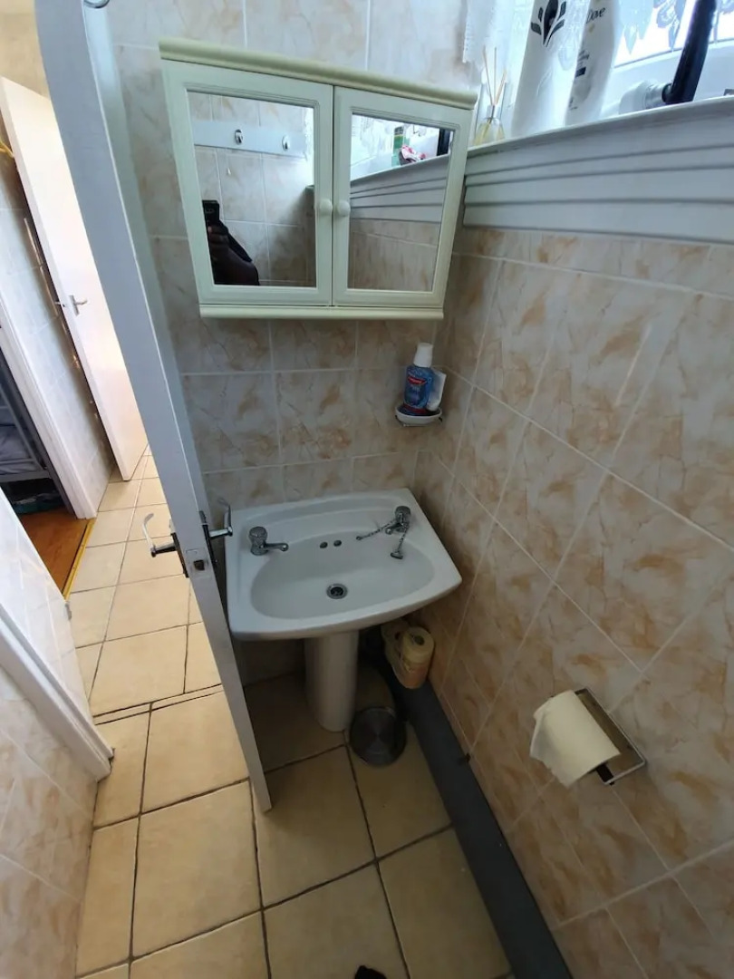 Lovely Relaxing two Bedroom Holiday Chalet