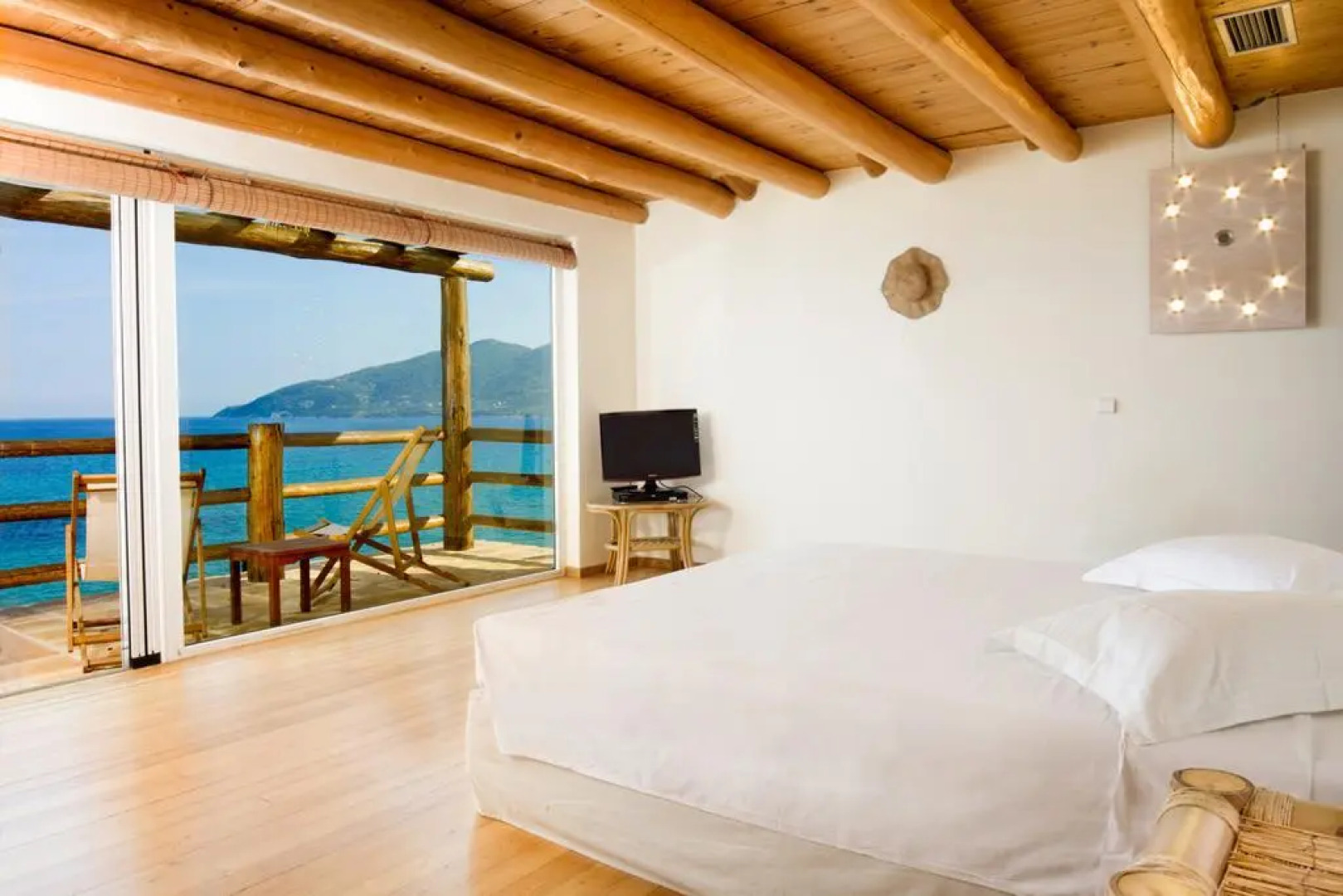 Caretta Bay View Villas