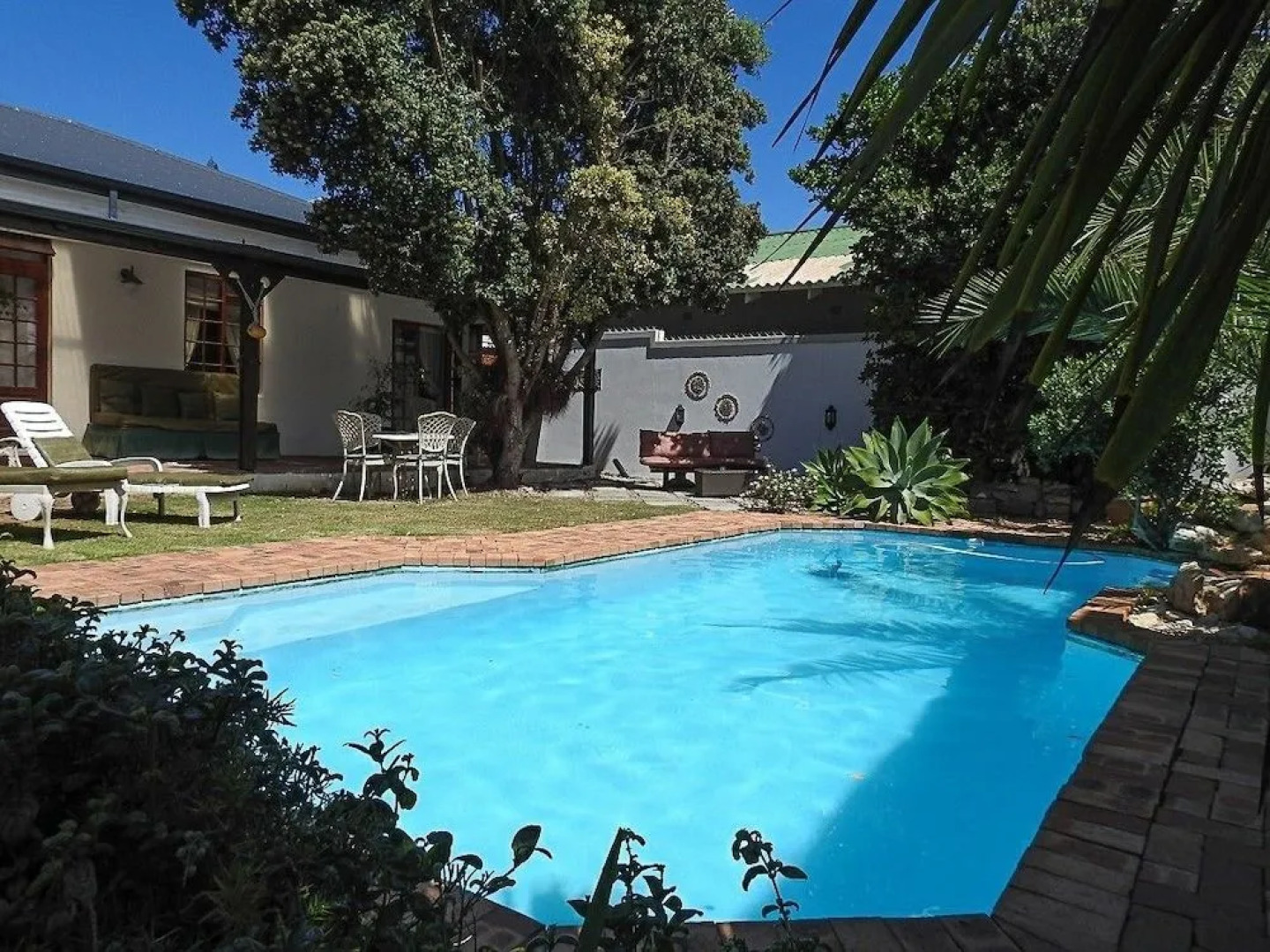 Mossel Bay Backpackers