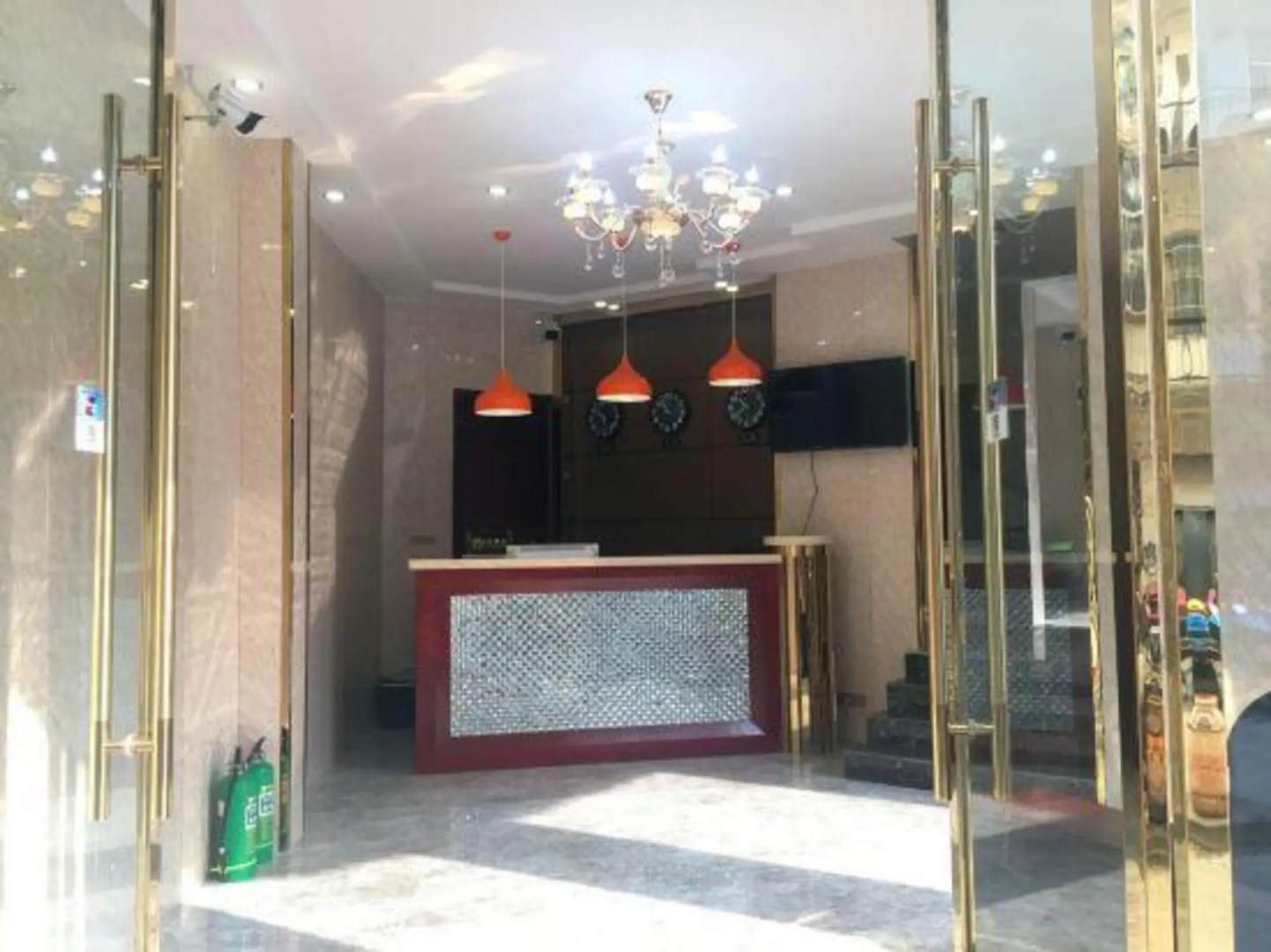 Anlu foreign trade business hotel