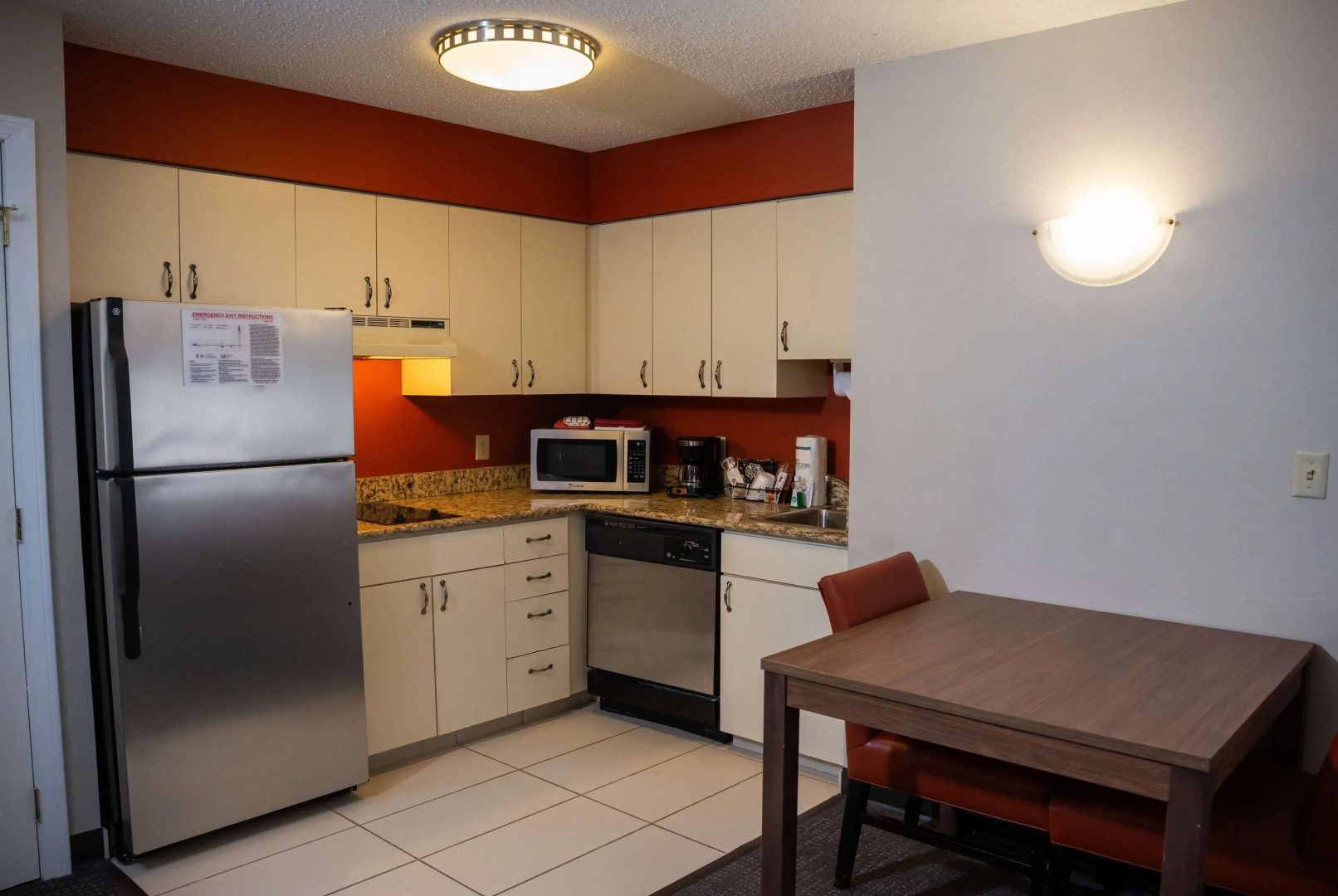 Hawthorn Suites BY Wyndham Erie