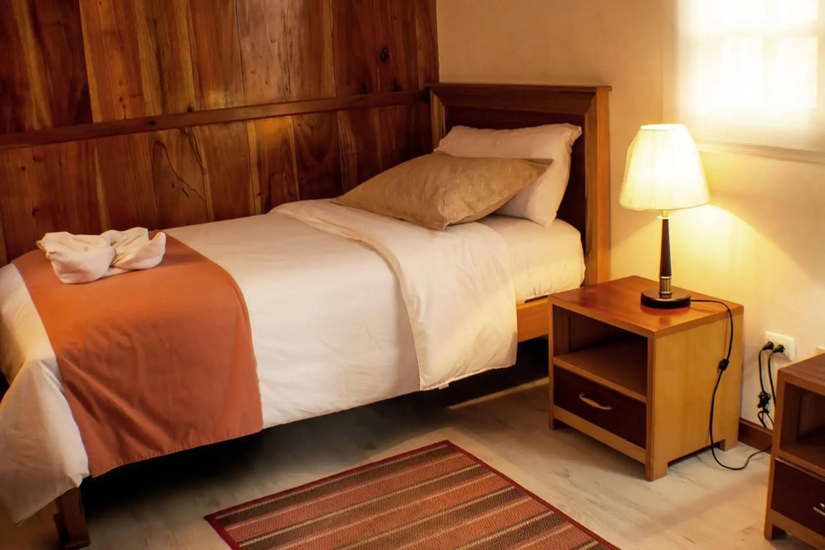 The Wooden House Lodge