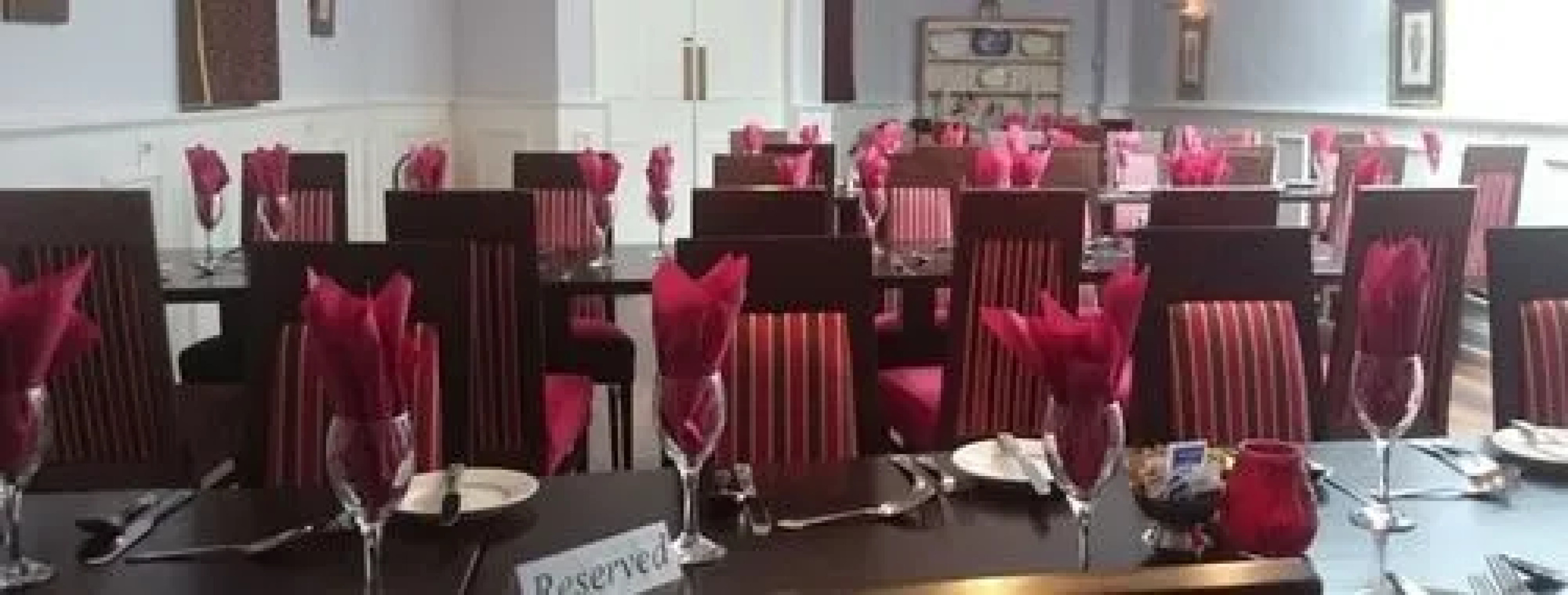 Peacockes Hotel & Complex