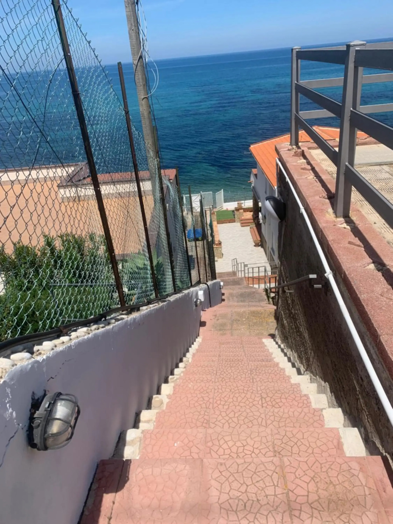 Sfondo Blu Villa sul mare