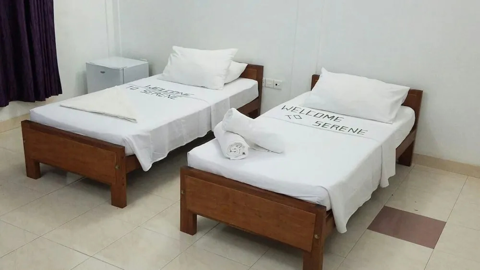 Serene Blue Bowls Surf Inn