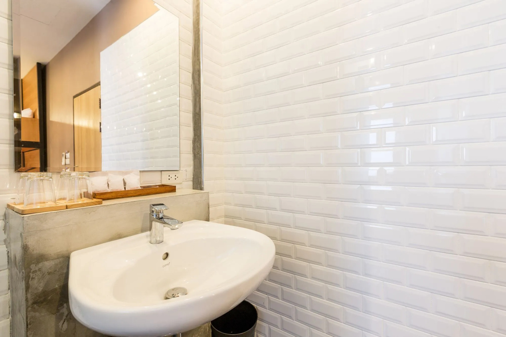 Srisuksant Square (SHA Extra Plus)