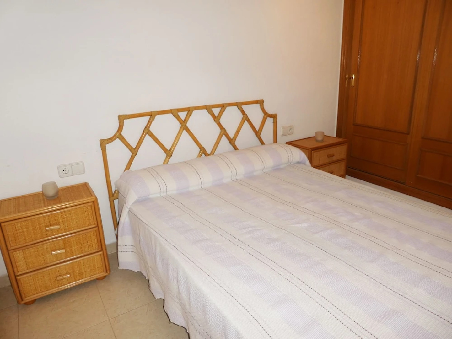 Apartamentos Tavernes Playa Suites 3000