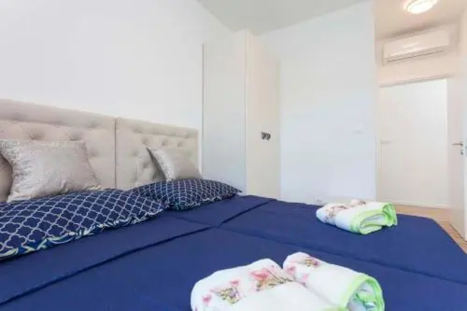 Apartment Solis Okrug Gornji