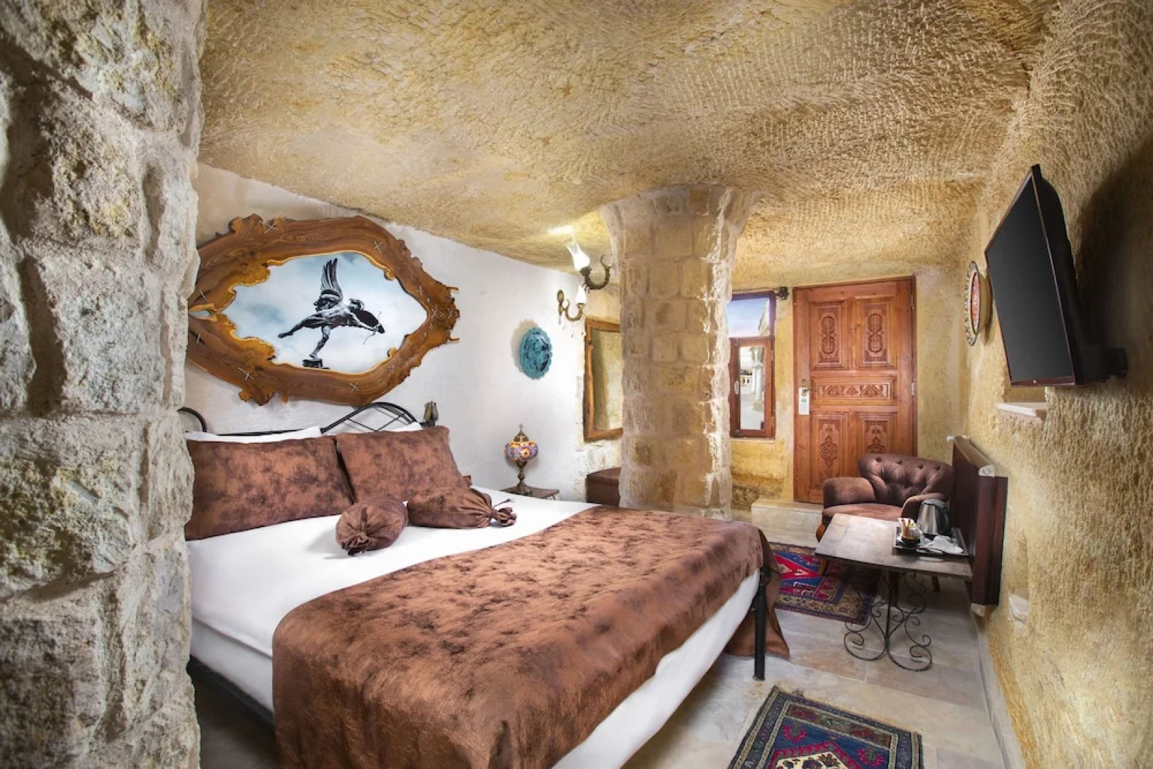 Romantic Cave Hotel