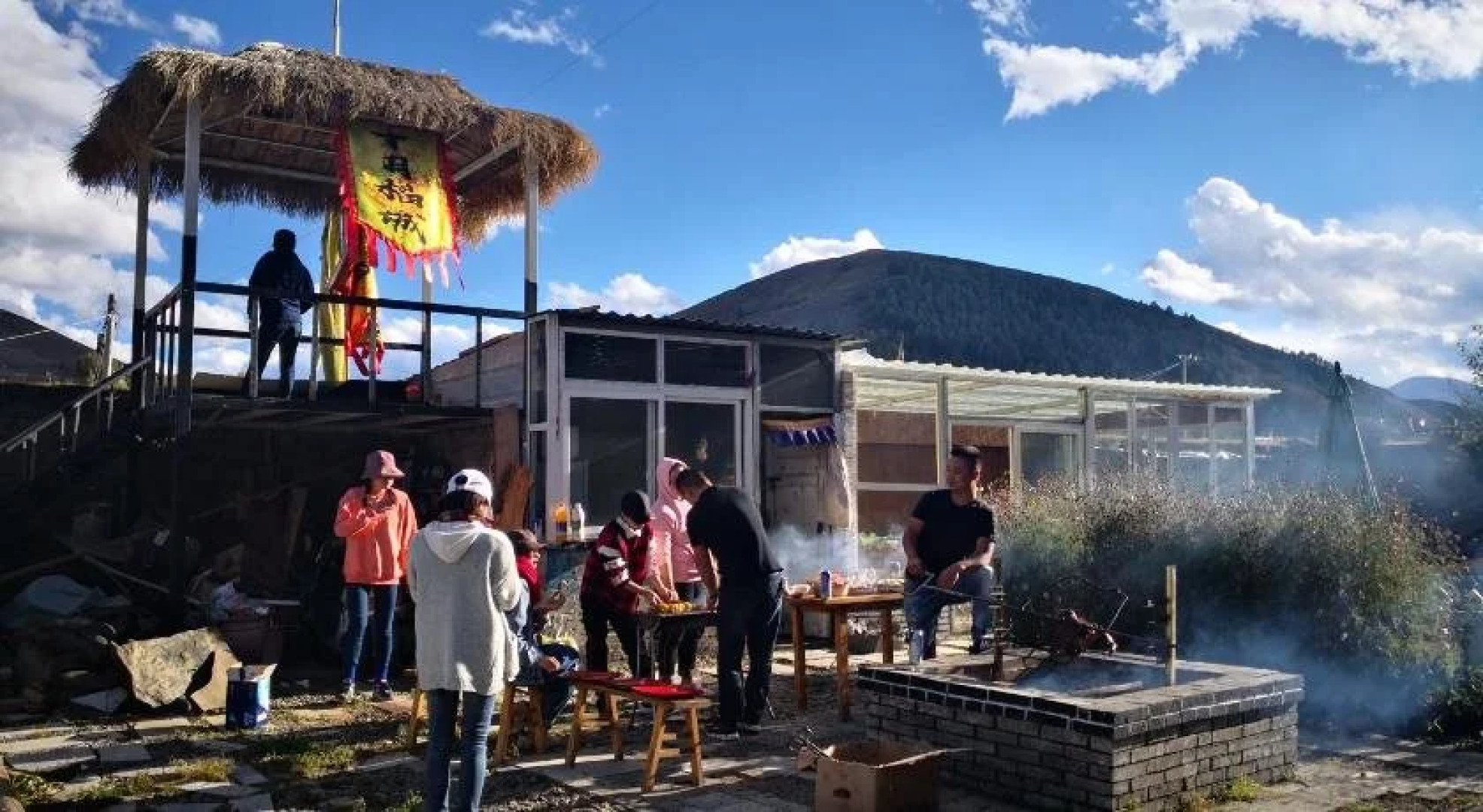 October Daocheng Youth Hostel