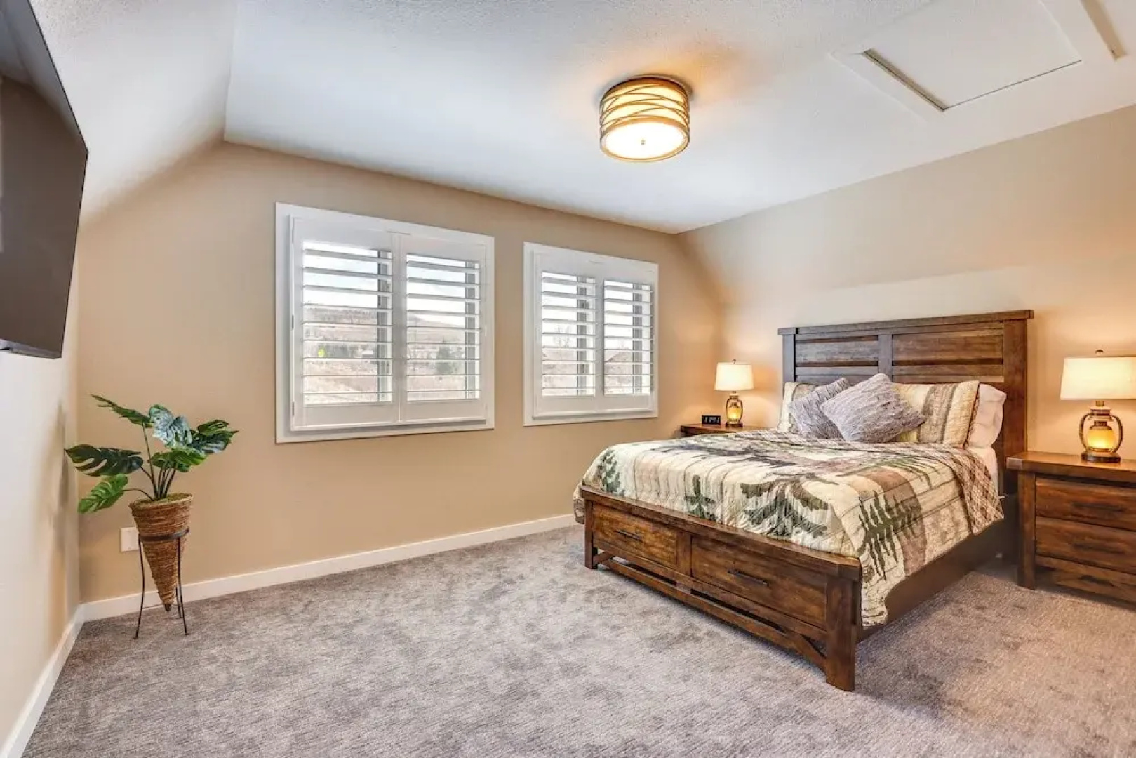 8 Mi to Keystone: Home w/ Hot Tub in Dillon