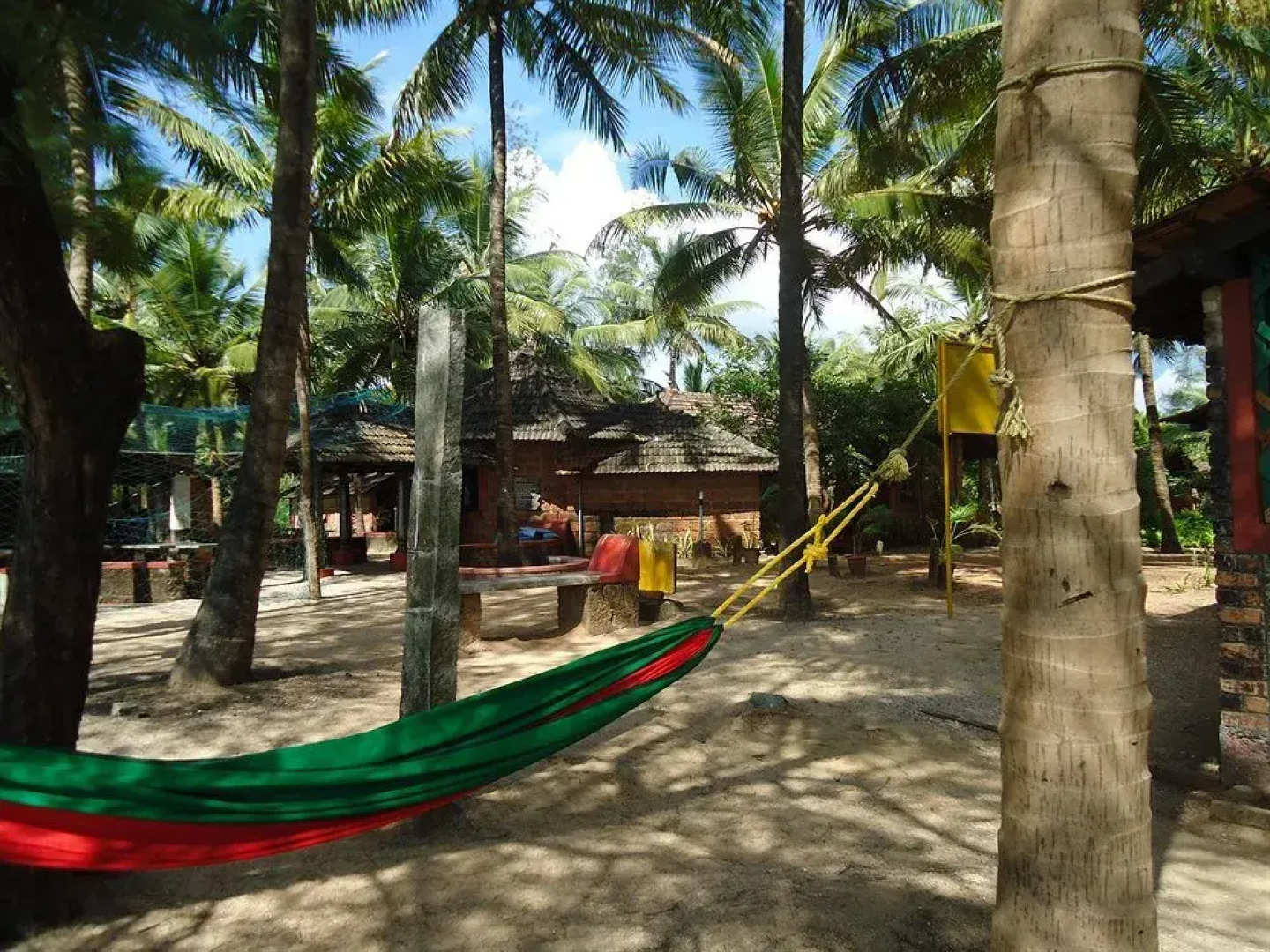 jüSTa Turtlebay on Sea