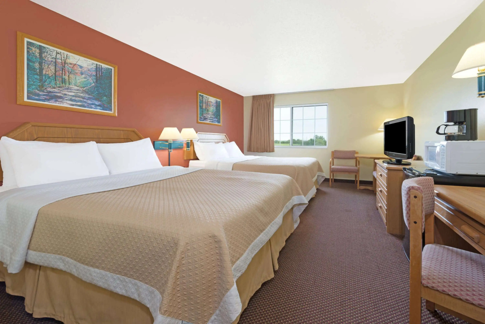 Days Inn by Wyndham Cameron