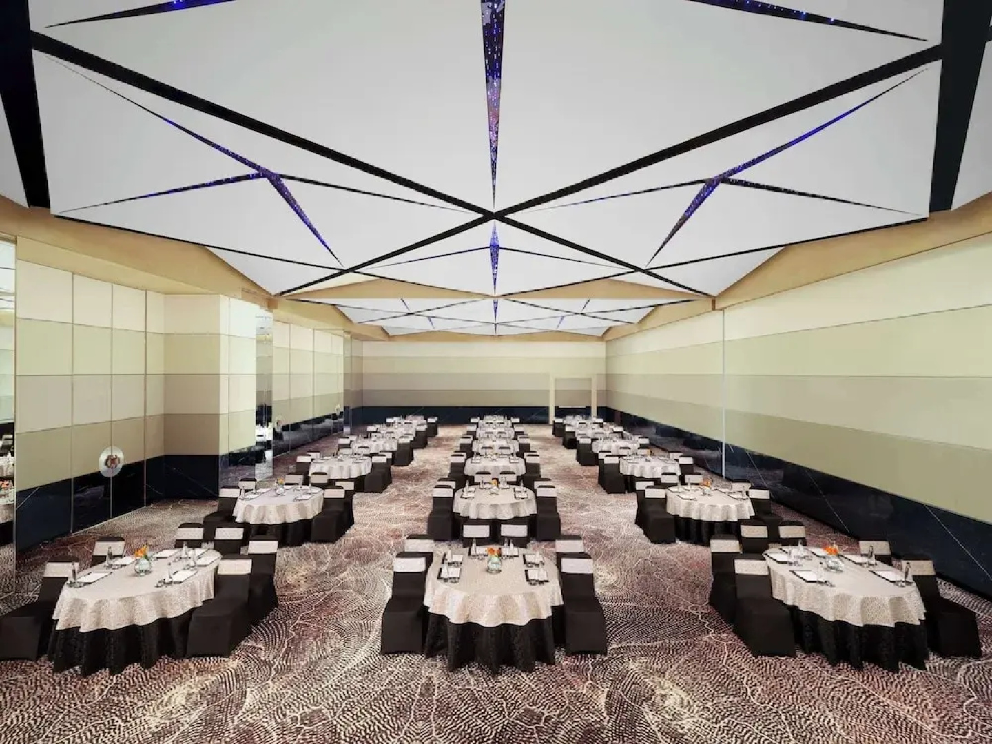 Novotel New Delhi City Centre
