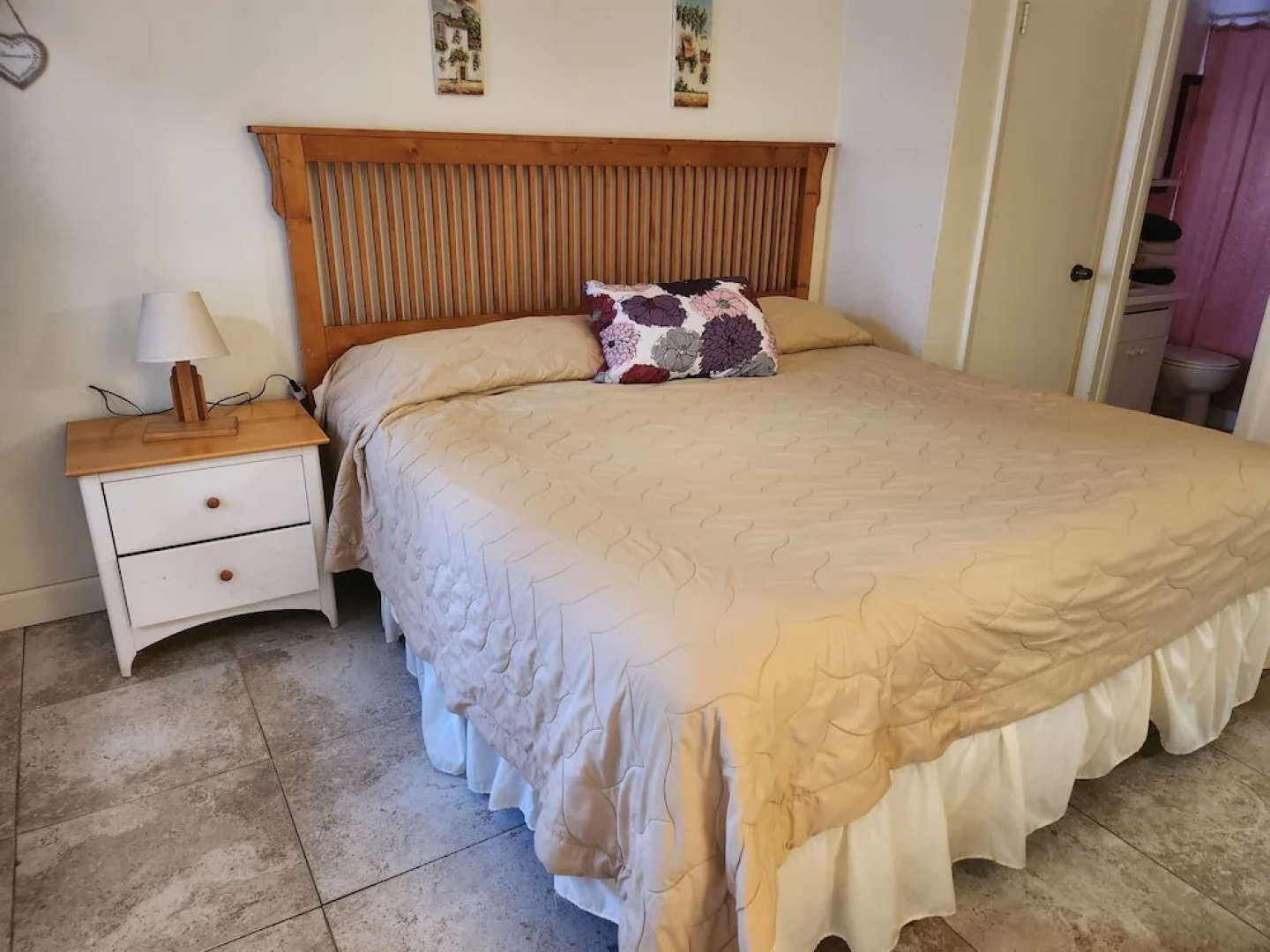 Silver Sands Motel