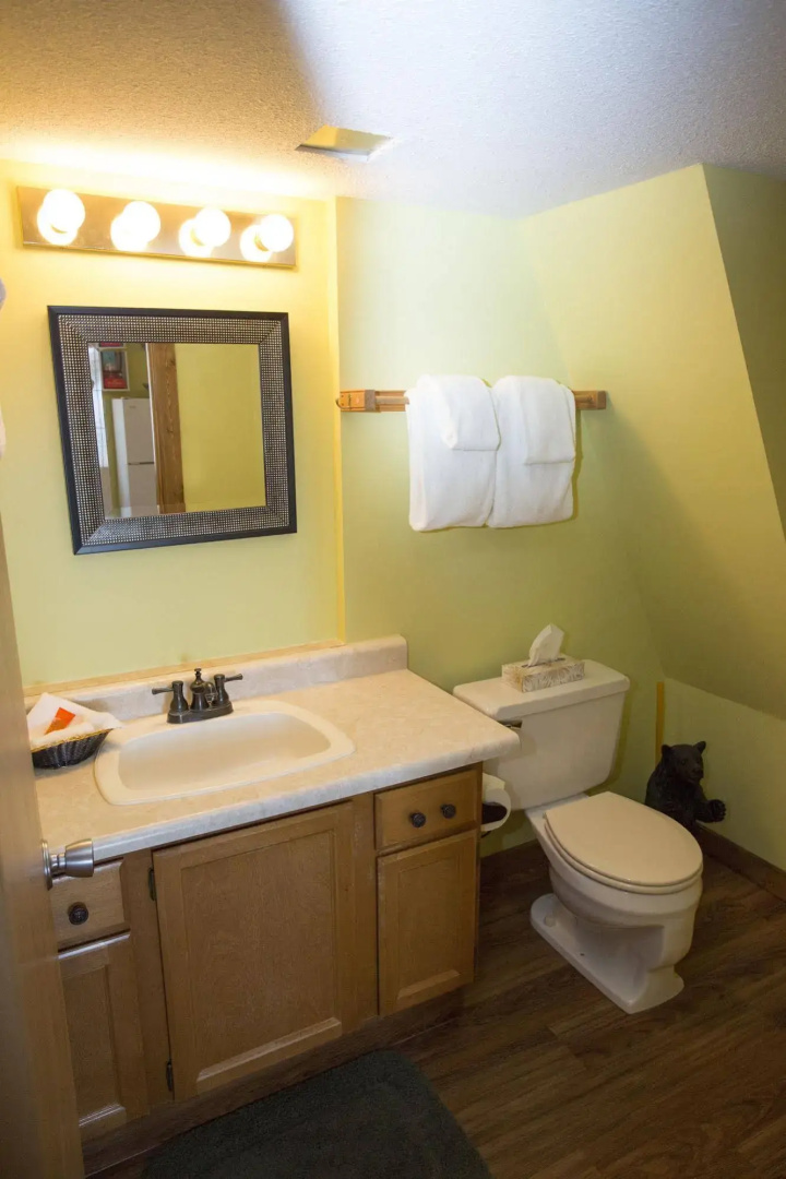 The Pinnacles Suite Hotel