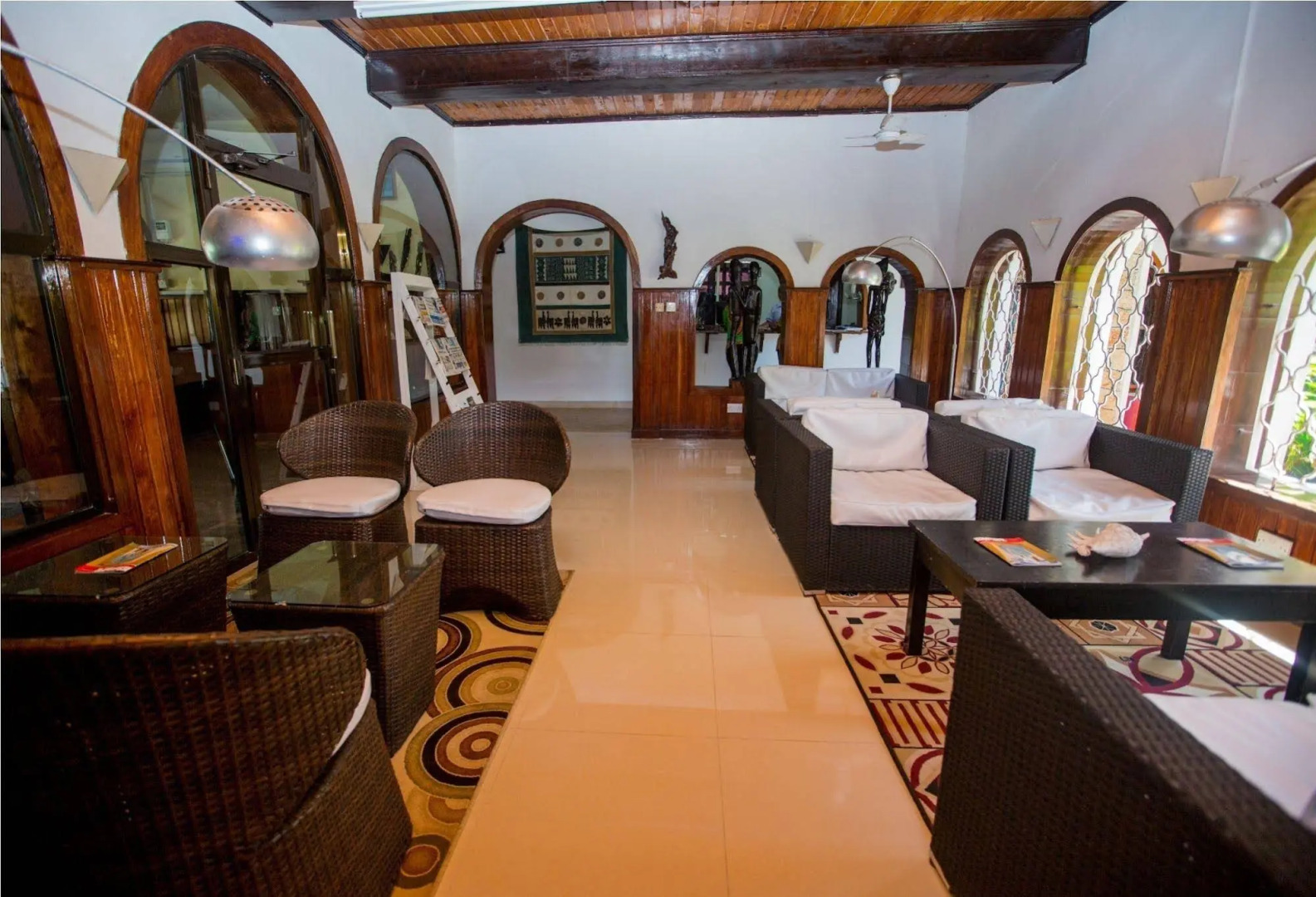 Best Western Jangwani Sea Breeze Hotel