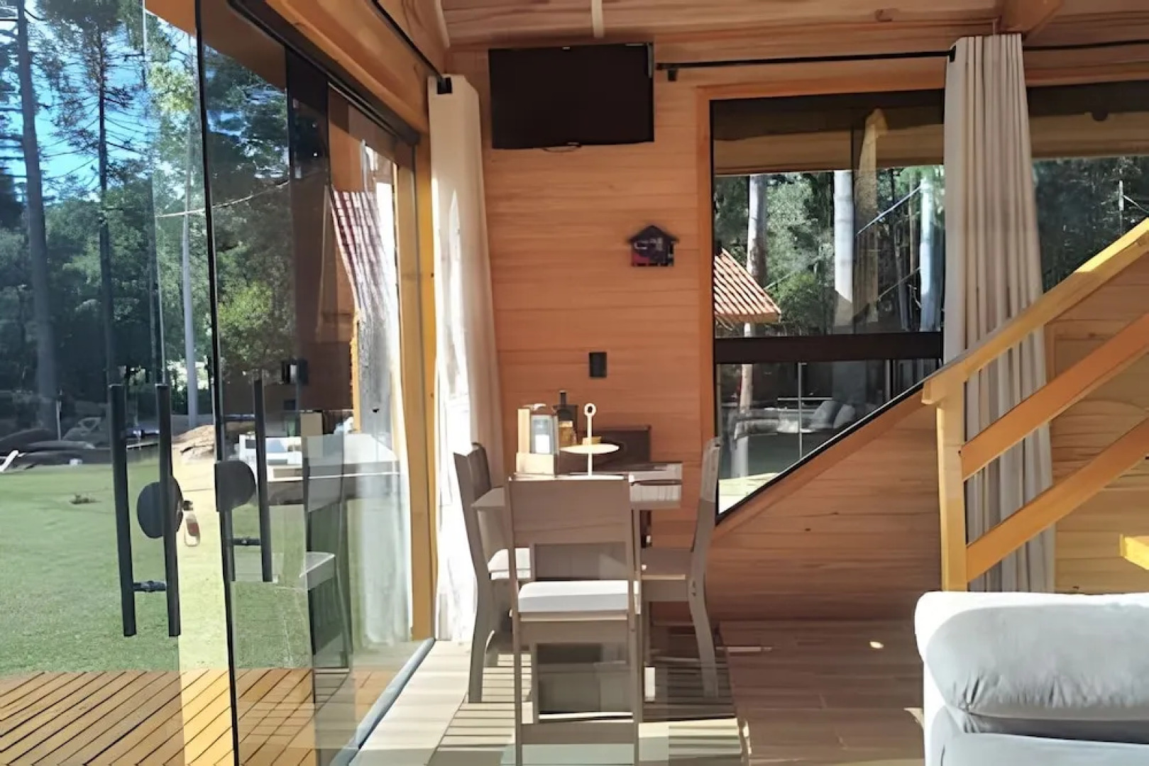 Cabana Pequeno Bosque Com Vista - o Rio, à 15 km da cidade