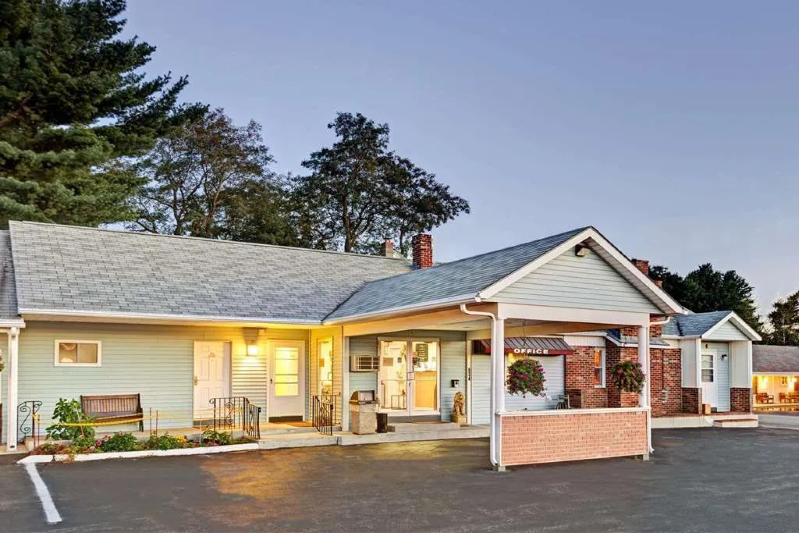 Knights Inn South Portland