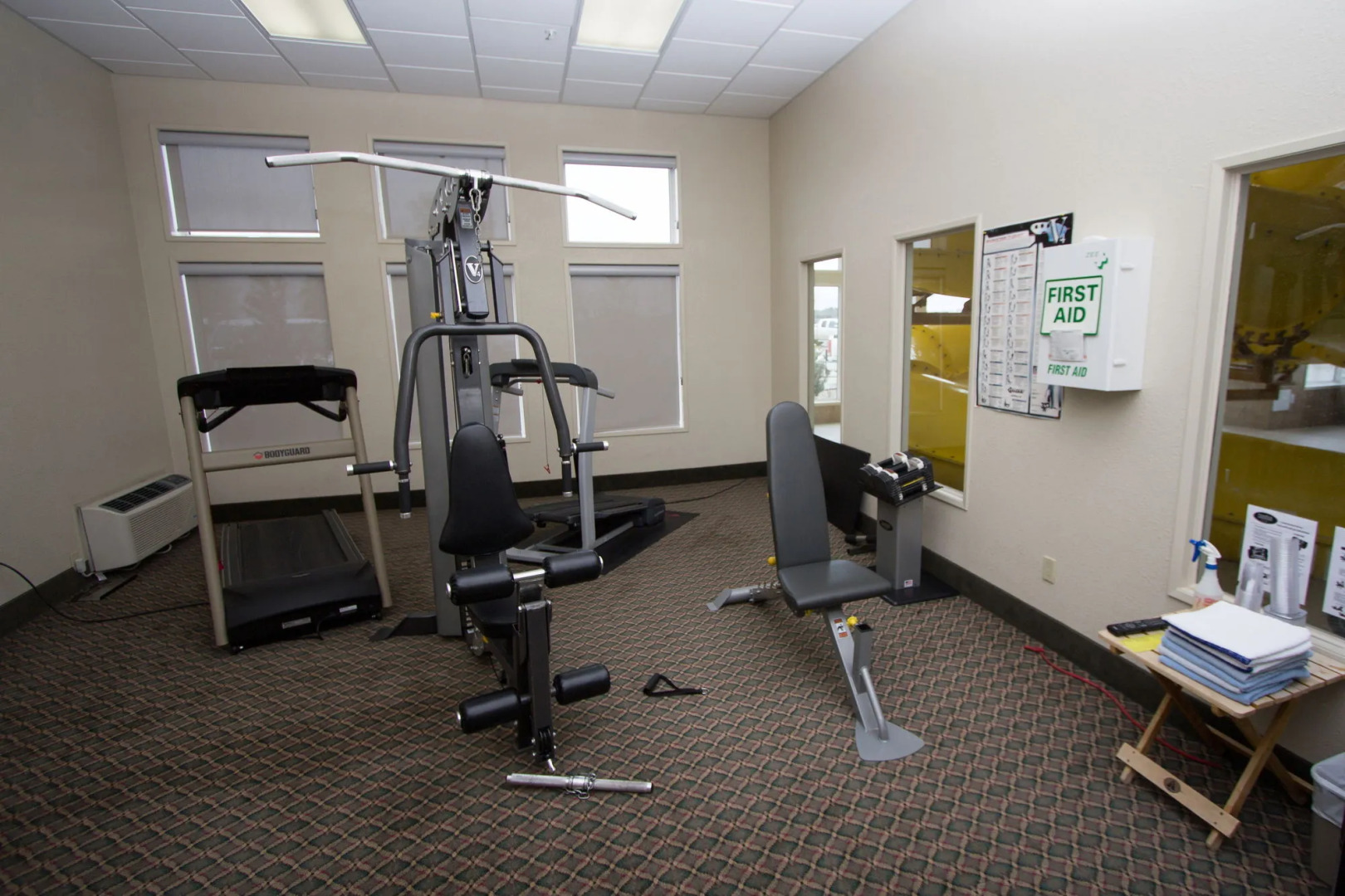 Service Plus Inns & Suites Drayton Valley