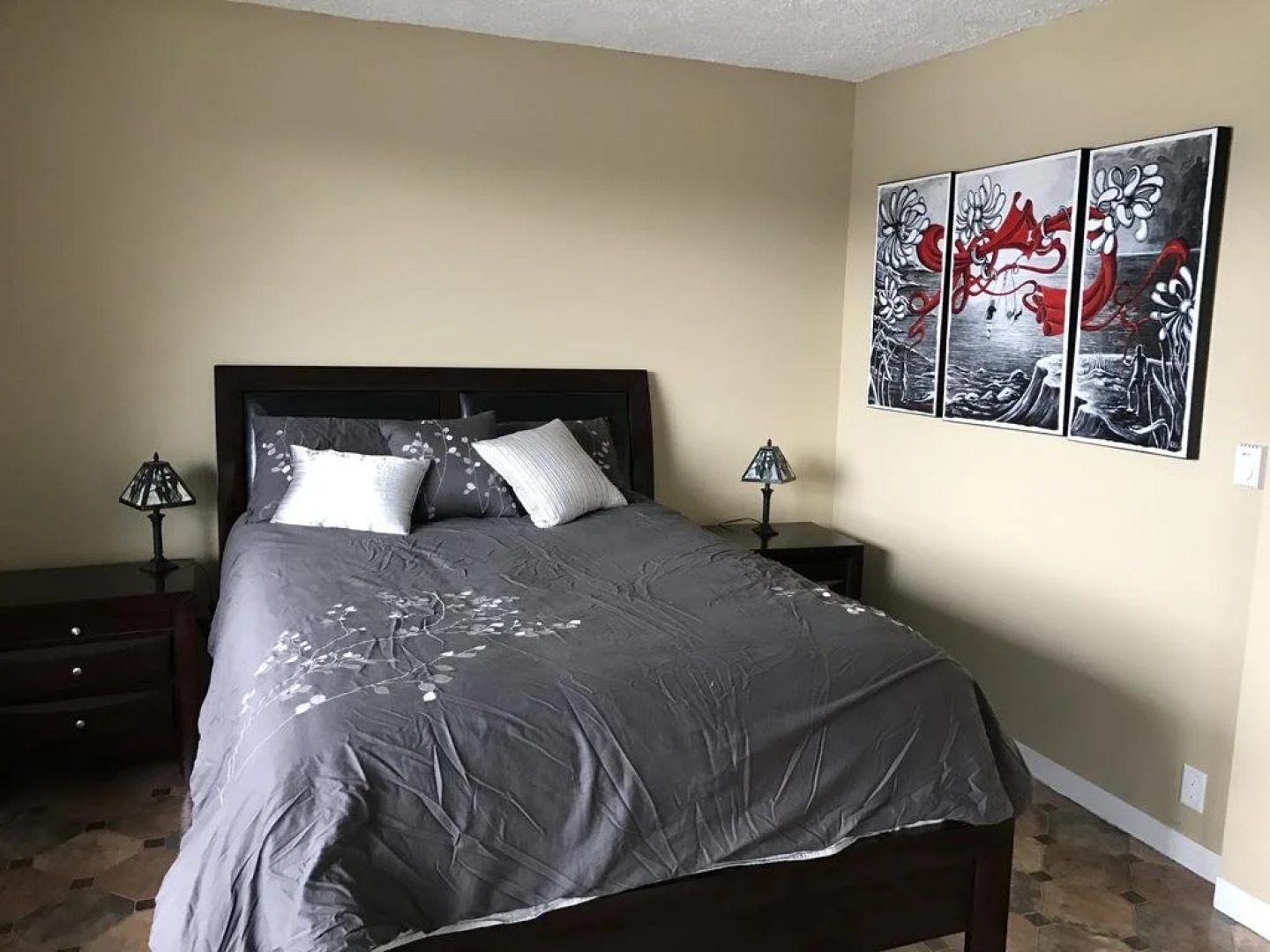 Leigh Lani Guest House