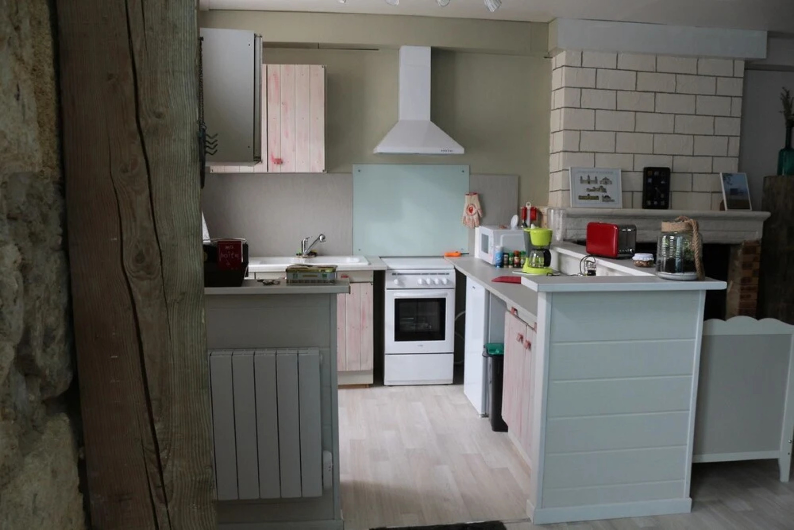 House With 2 Bedrooms in Saint-estèphe, With Enclosed Garden and Wifi