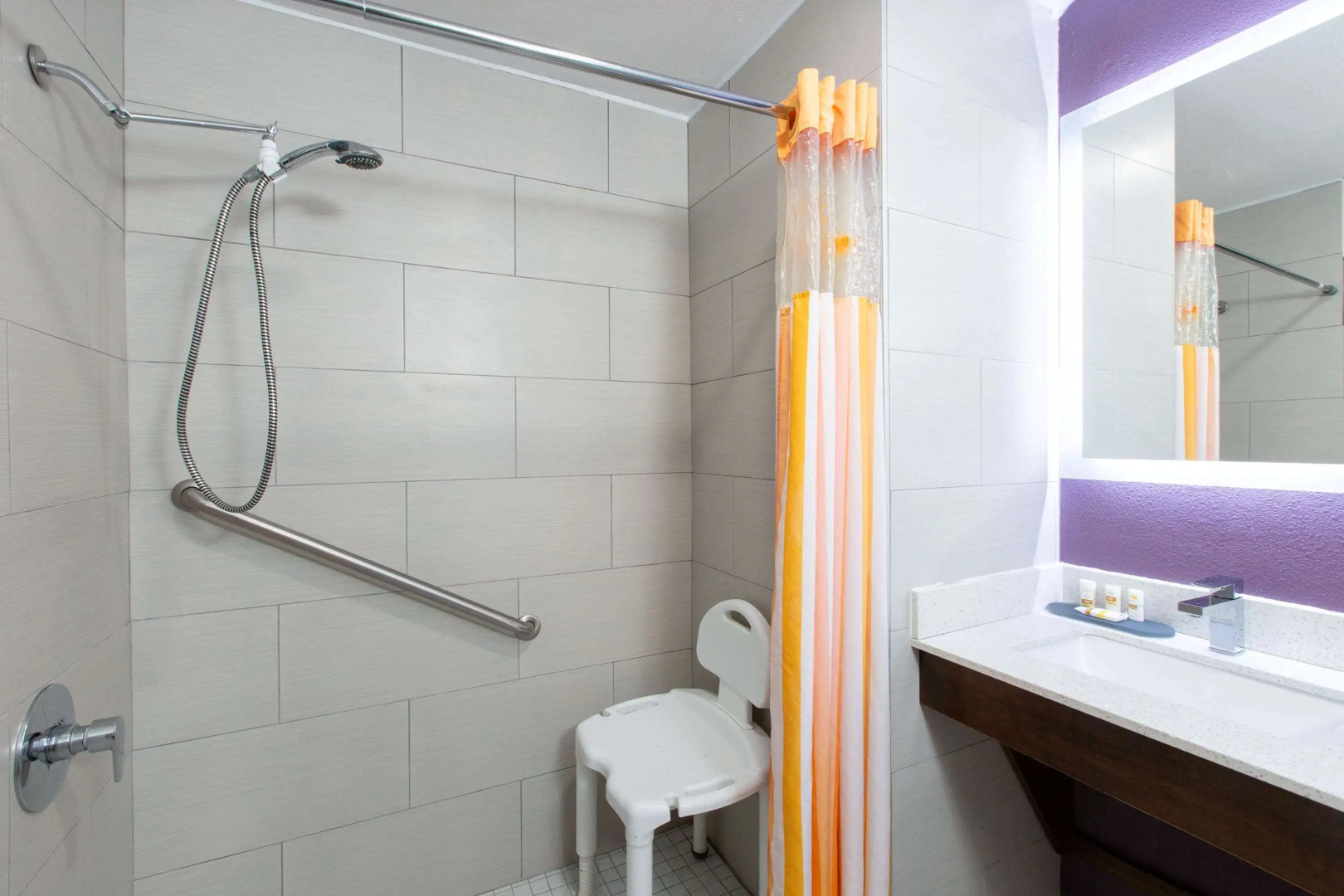 La Quinta Inn & Suites by Wyndham Blue Springs